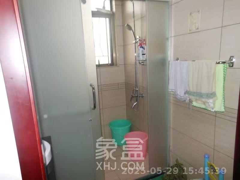 新华都万家城  3室2厅2卫   2400.00元/月室内图
