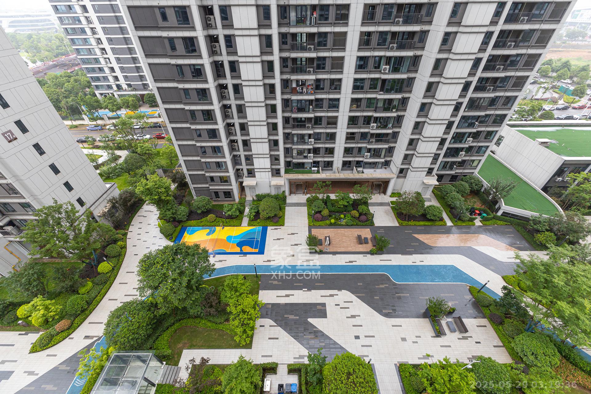 越秀湘江星汇城三期 4室2厅3卫 248.0万 越秀湘江星汇城三期 4室2厅3卫 248.0万其他