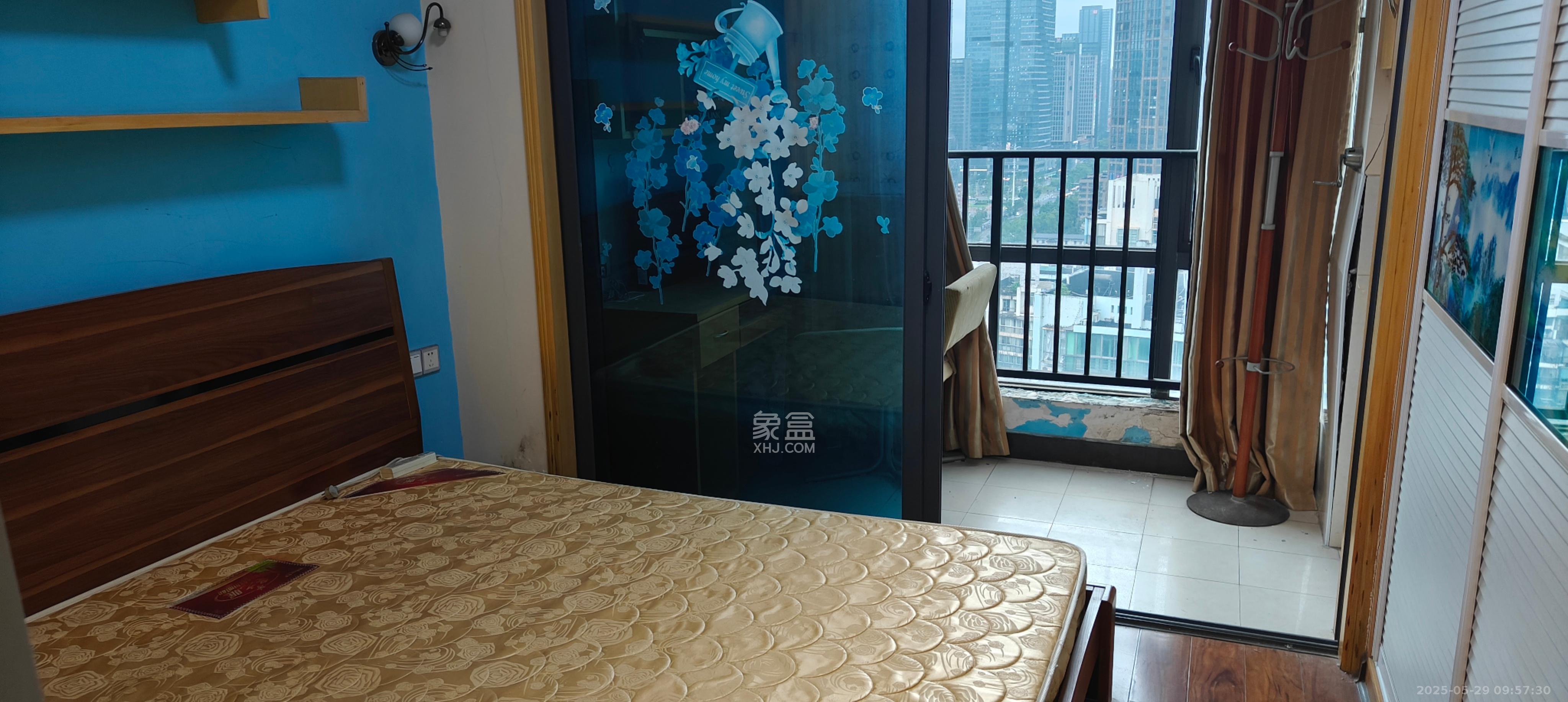 名富公寓  1室1厅1卫   1600.00元/月室内图