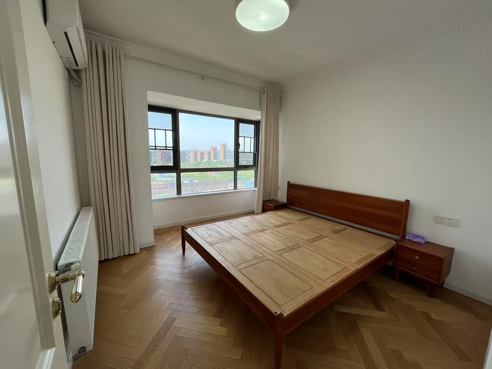 凯风珑城 4室2厅2卫 63.8万 凯风珑城 4室2厅2卫 63.8万室内图