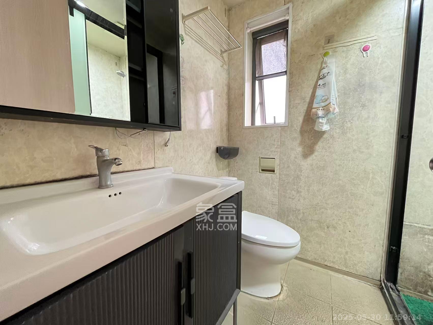 盛世美居荷园 3室2厅2卫 3000.0元/月 盛世美居荷园 3室2厅2卫 3000.0元/月室内图