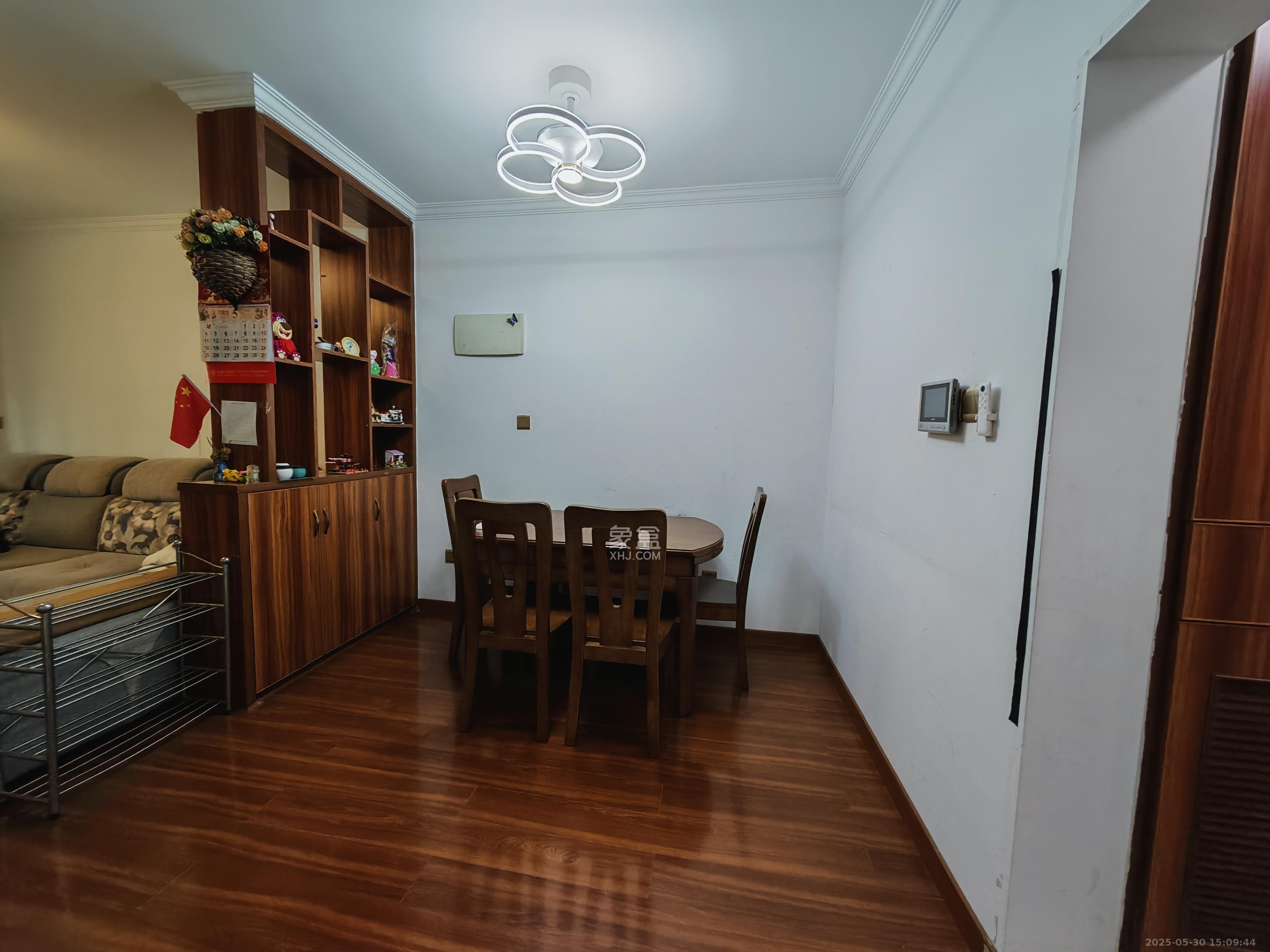 奥克斯缔壹城 3室2厅1卫 2600.0元/月 奥克斯缔壹城 3室2厅1卫 2600.0元/月室内图