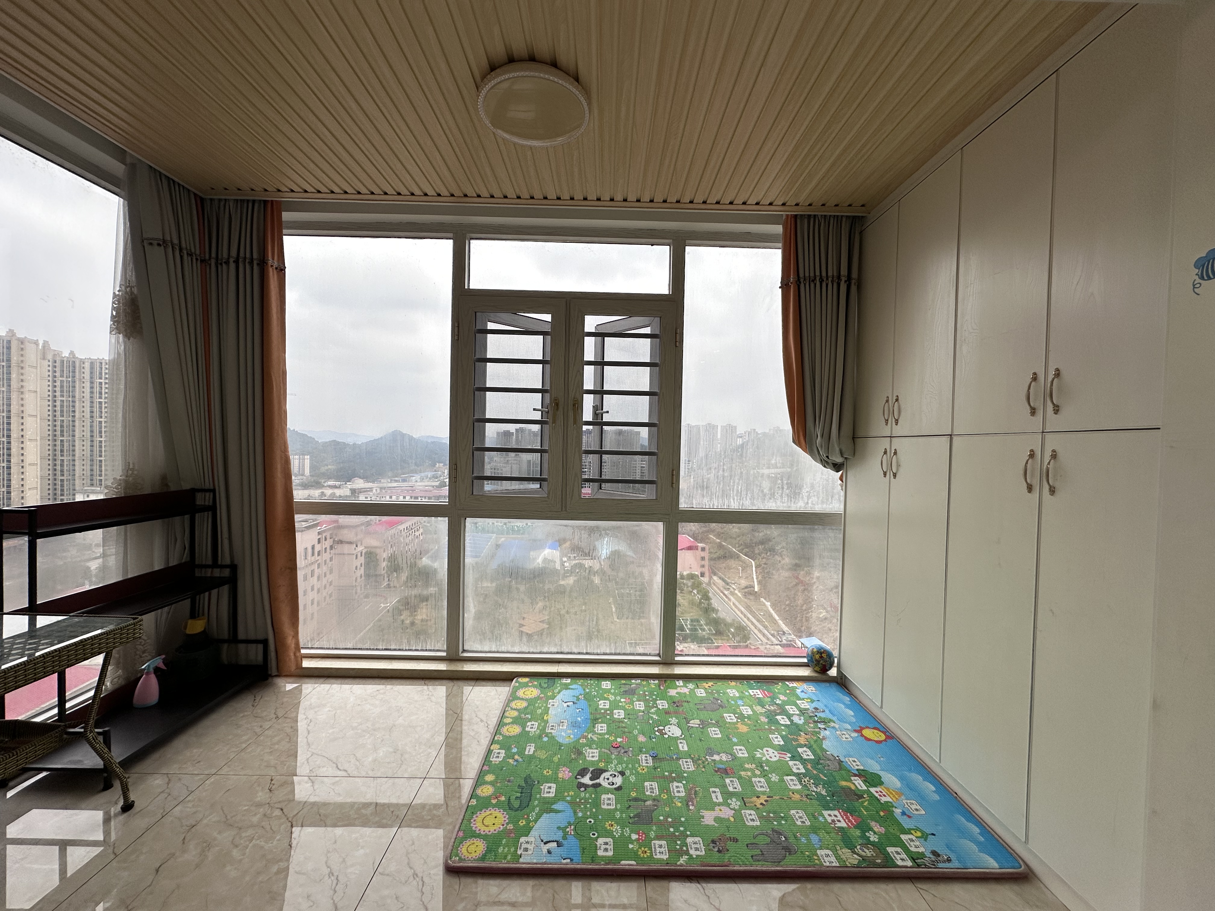 武警星苑 3室1厅1卫 1100.0元/月 武警星苑 3室1厅1卫 1100.0元/月室内图