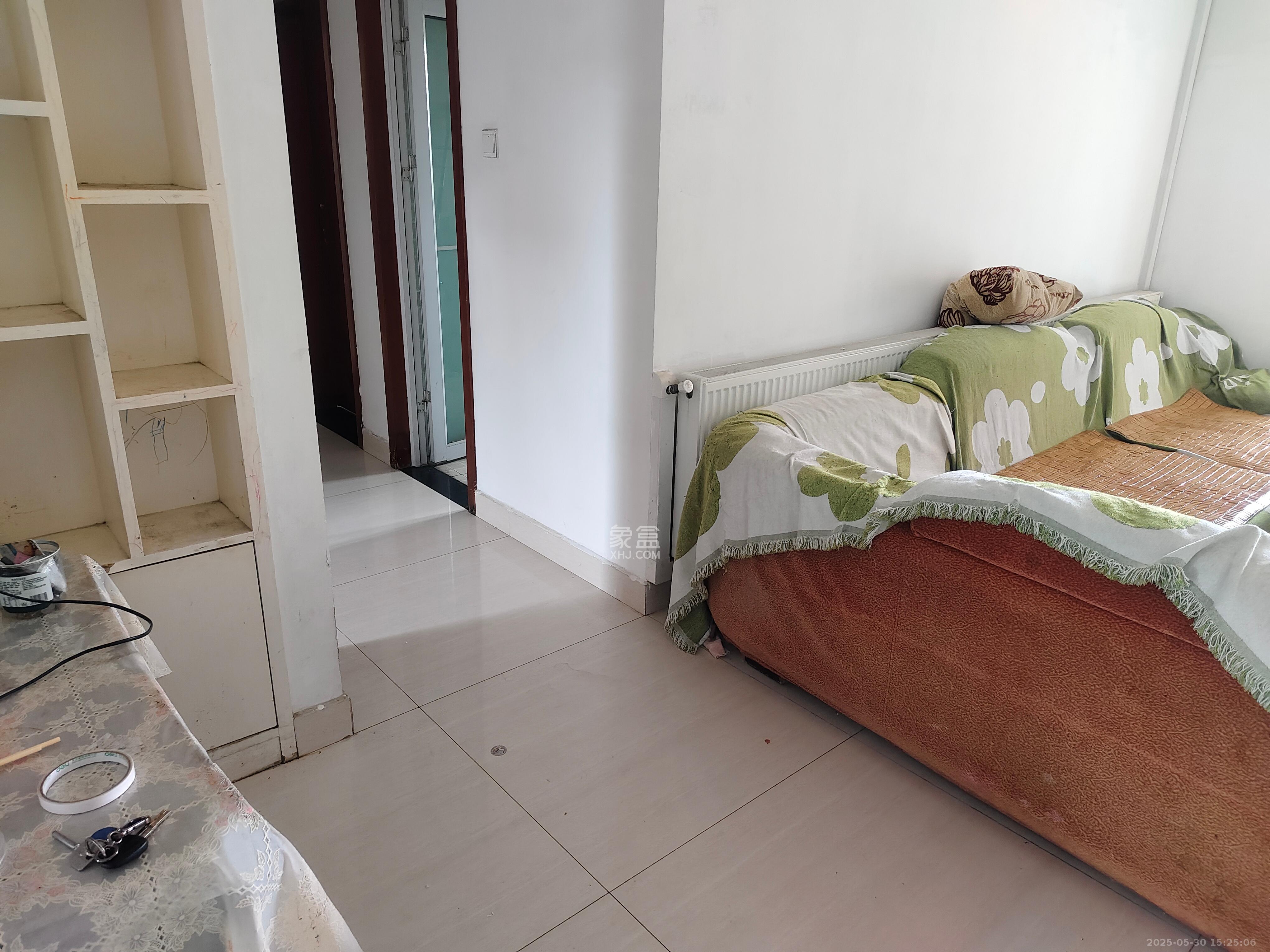 上海城小区  4室2厅2卫    2700.0元/月 上海城小区  4室2厅2卫    2700.0元/月室内图