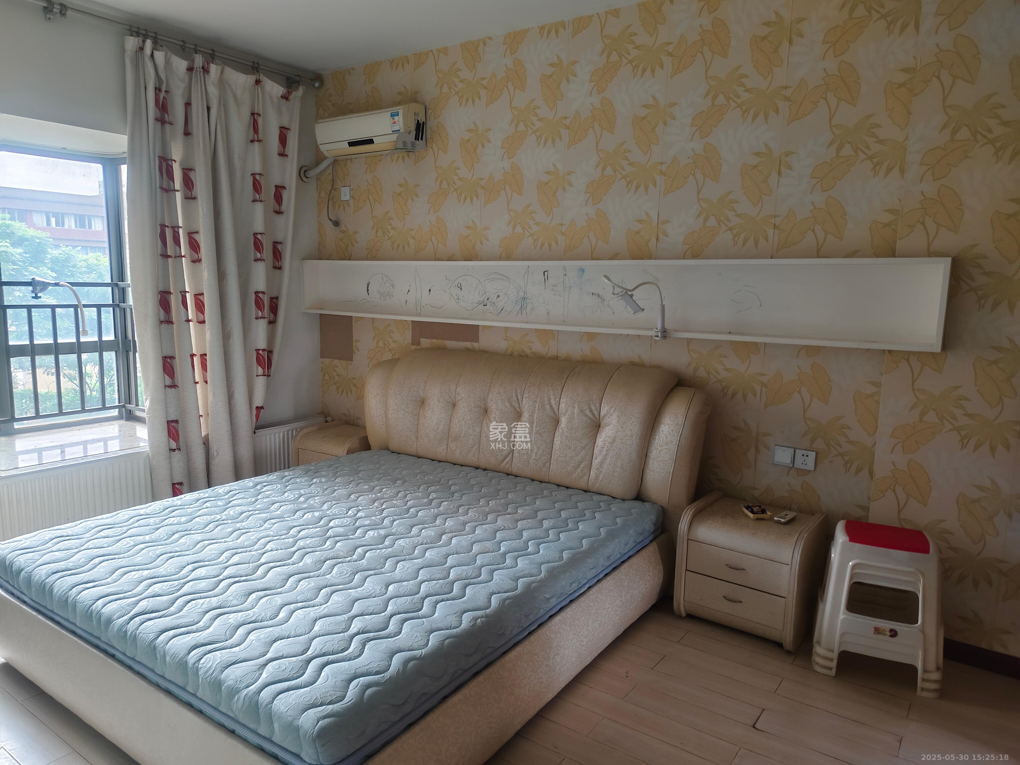 上海城小区  4室2厅2卫    2700.0元/月 上海城小区  4室2厅2卫    2700.0元/月室内图