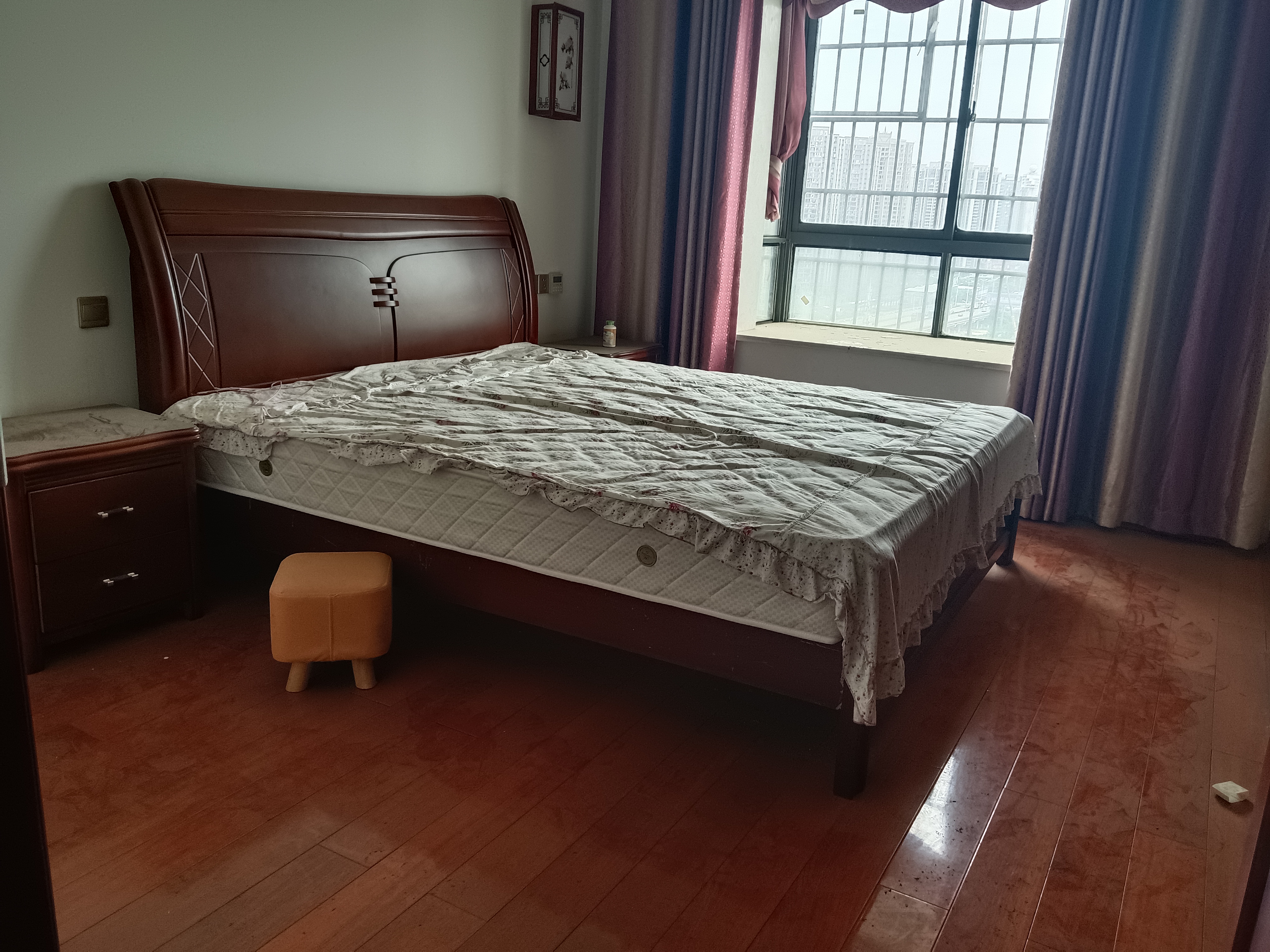 蒸湘世纪城 4室2厅2卫 2500.0元/月 蒸湘世纪城 4室2厅2卫 2500.0元/月室内图