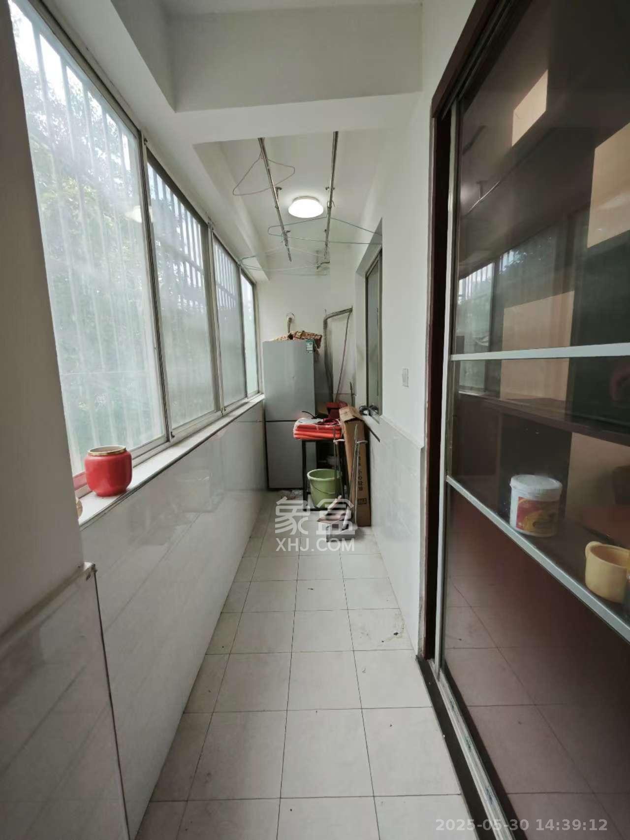 红树湾 3室2厅21卫 2300.0元/月 红树湾 3室2厅21卫 2300.0元/月室内图