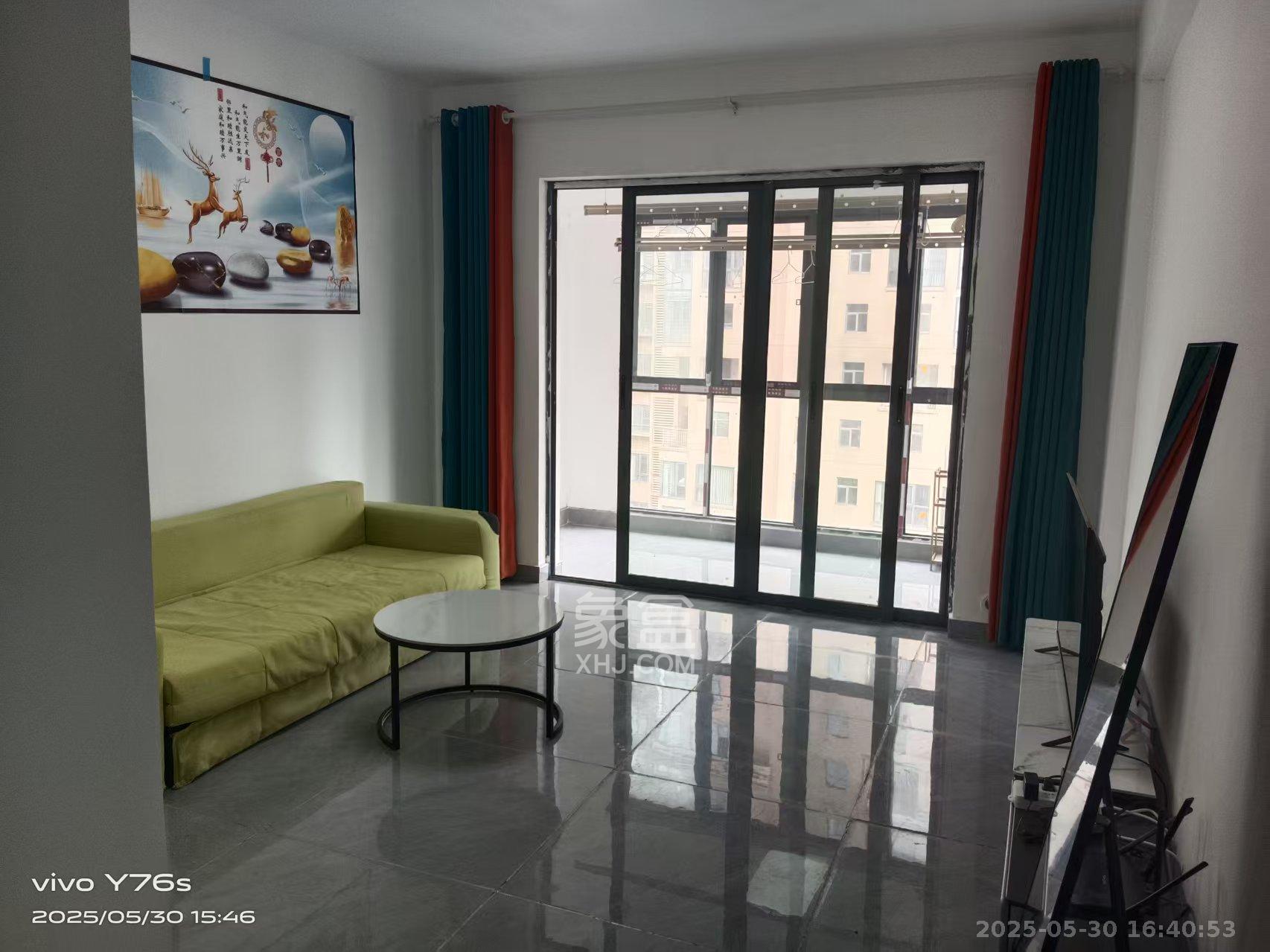 和美星城  2室2厅1卫    1800.0元/月 和美星城  2室2厅1卫    1800.0元/月室内图