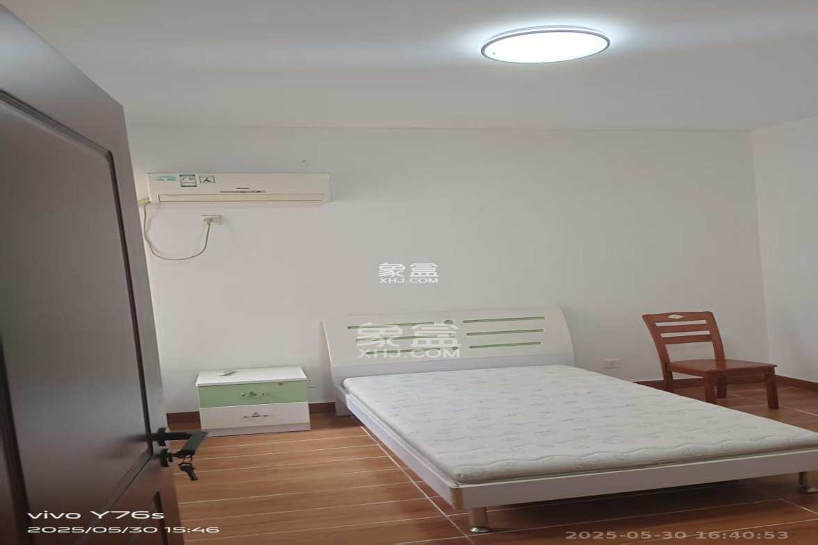 和美星城  2室2厅1卫    1800.0元/月 和美星城  2室2厅1卫    1800.0元/月室内图