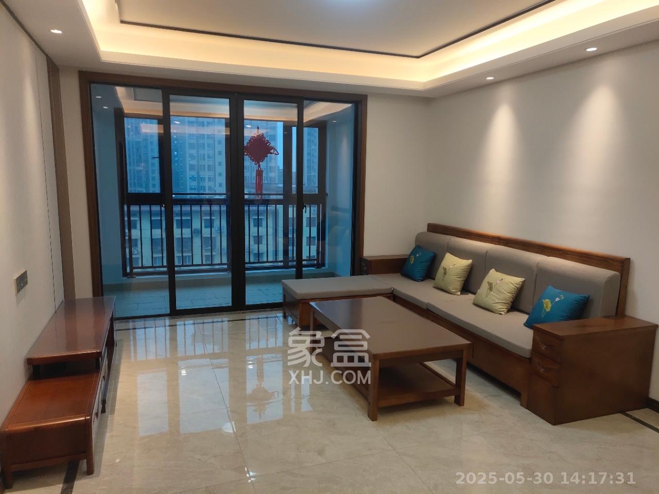 中国铁建金色蓝庭  3室2厅2卫   3400.00元/月