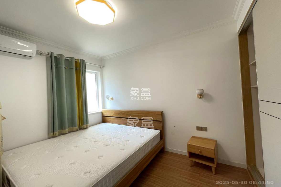 钱隆世家  4室2厅2卫    3200.0元/月 钱隆世家  4室2厅2卫    3200.0元/月室内图