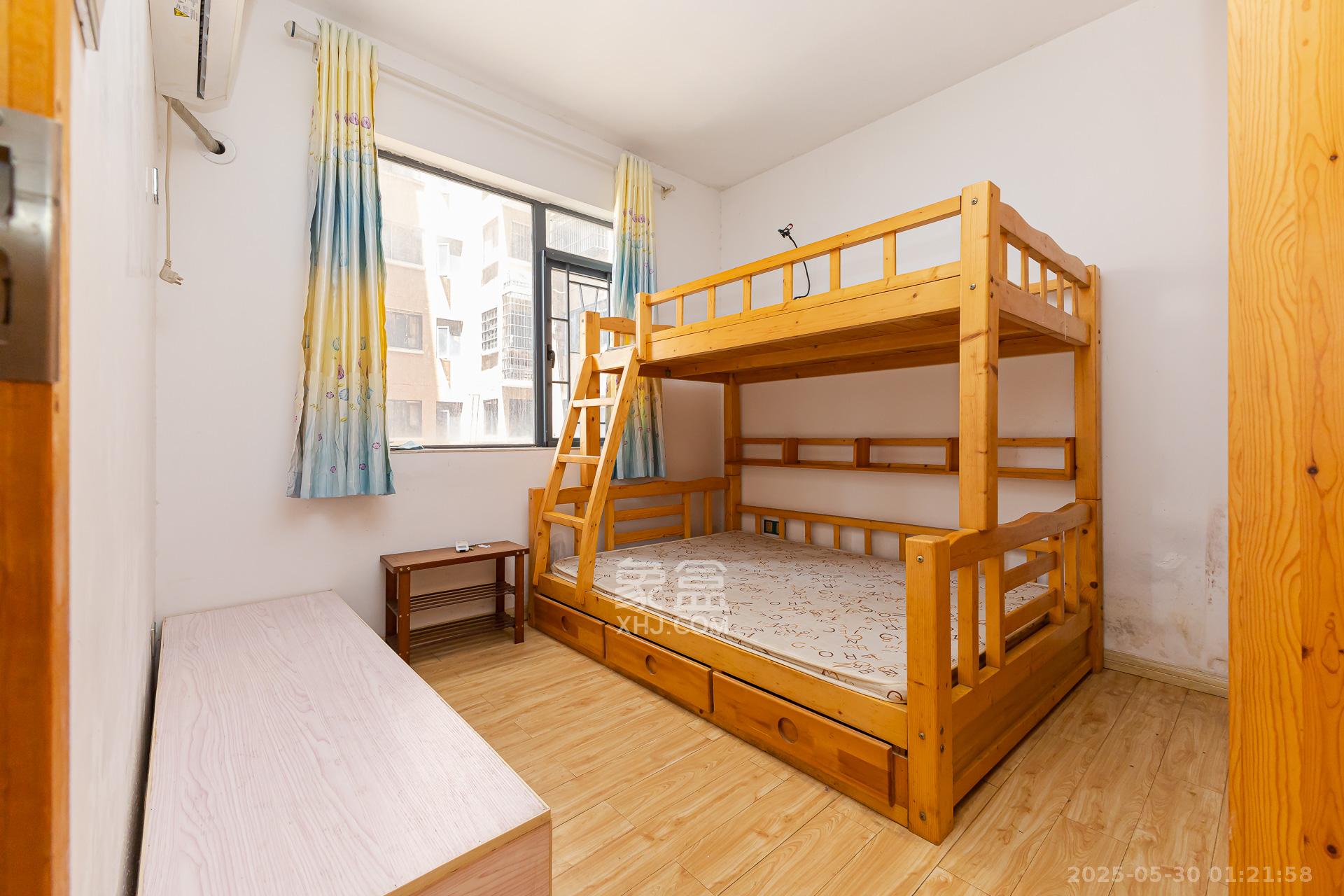 Cross尚公馆 3室2厅1卫 58.0万 Cross尚公馆 3室2厅1卫 58.0万卧室