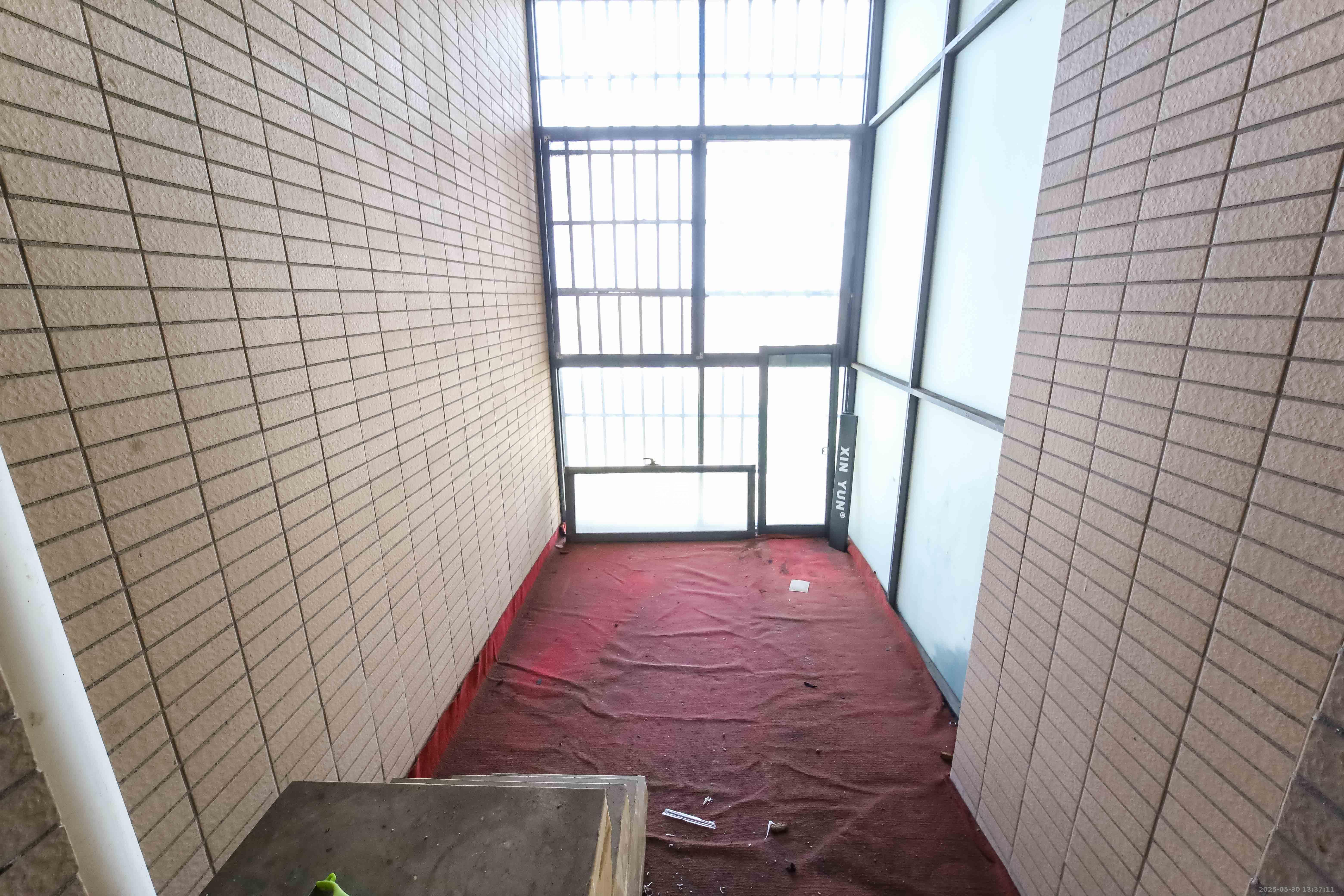 江河双水湾  2室1厅1卫   72.00万阳台