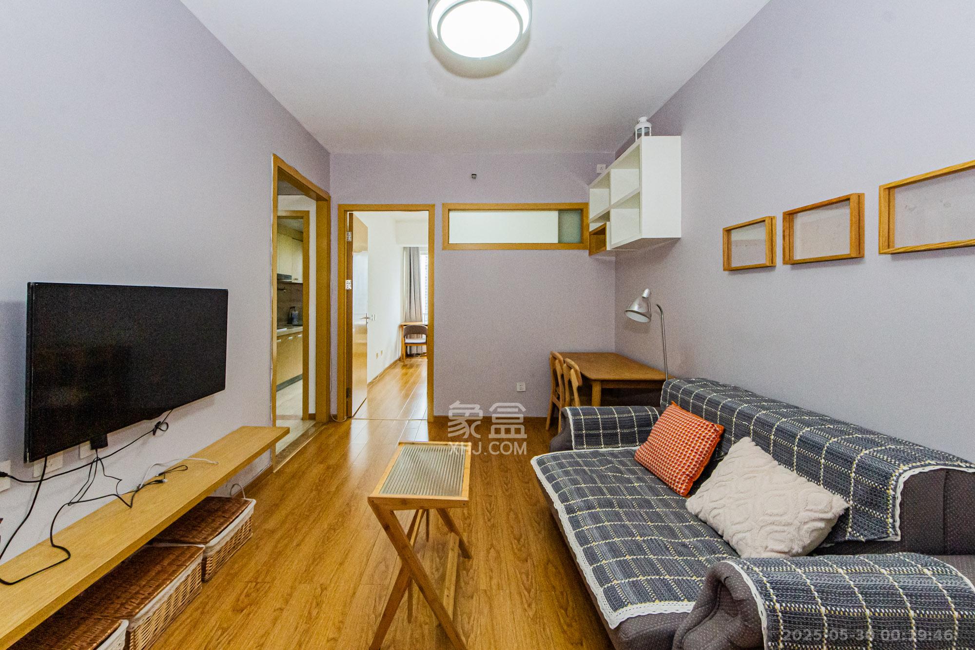 北辰三角洲E3区 1室1厅1卫 55.0万 北辰三角洲E3区 1室1厅1卫 55.0万客厅