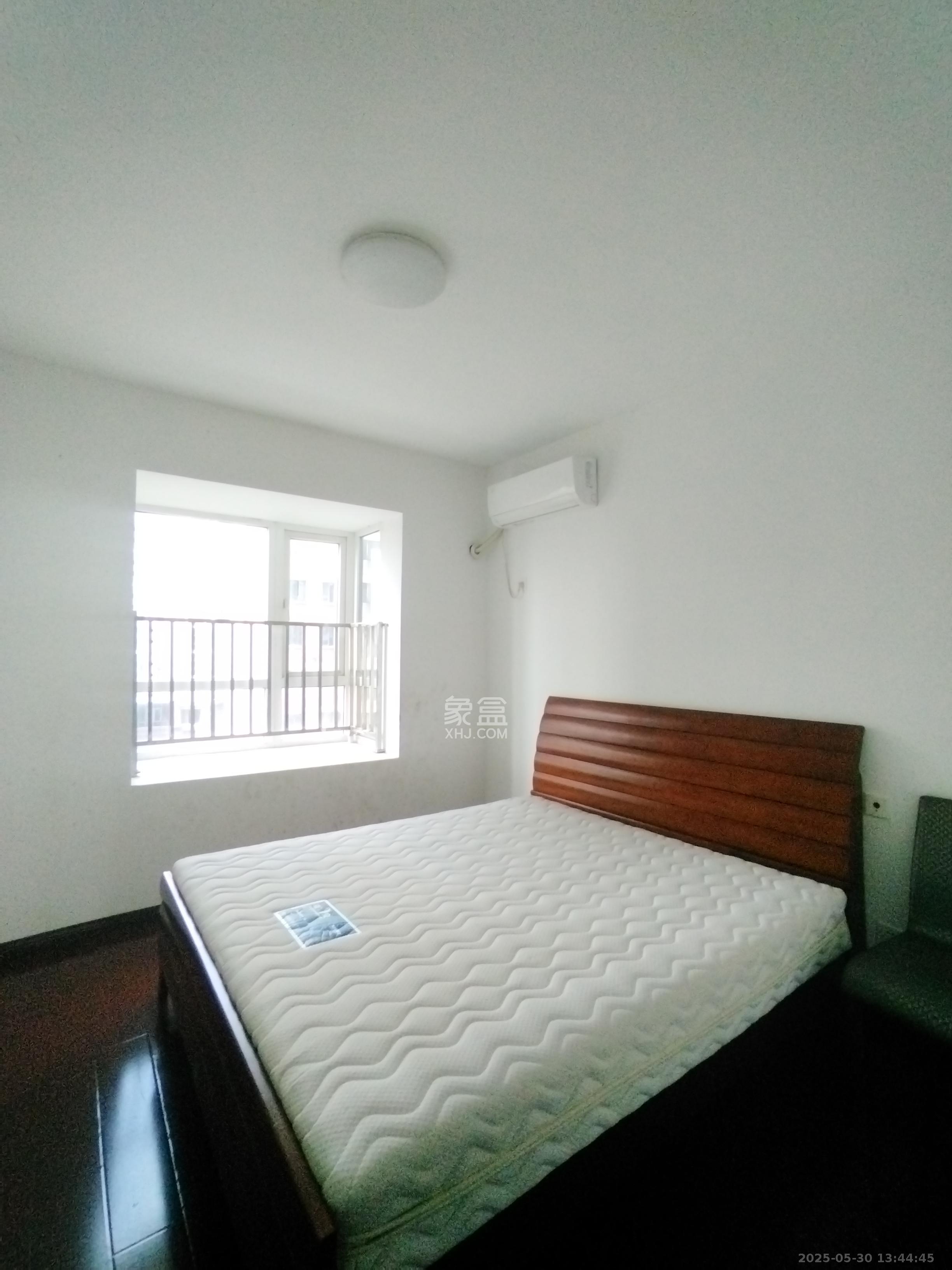 和悦城(蟠龙景苑) 3室2厅2卫 1800.0元/月 和悦城(蟠龙景苑) 3室2厅2卫 1800.0元/月室内图