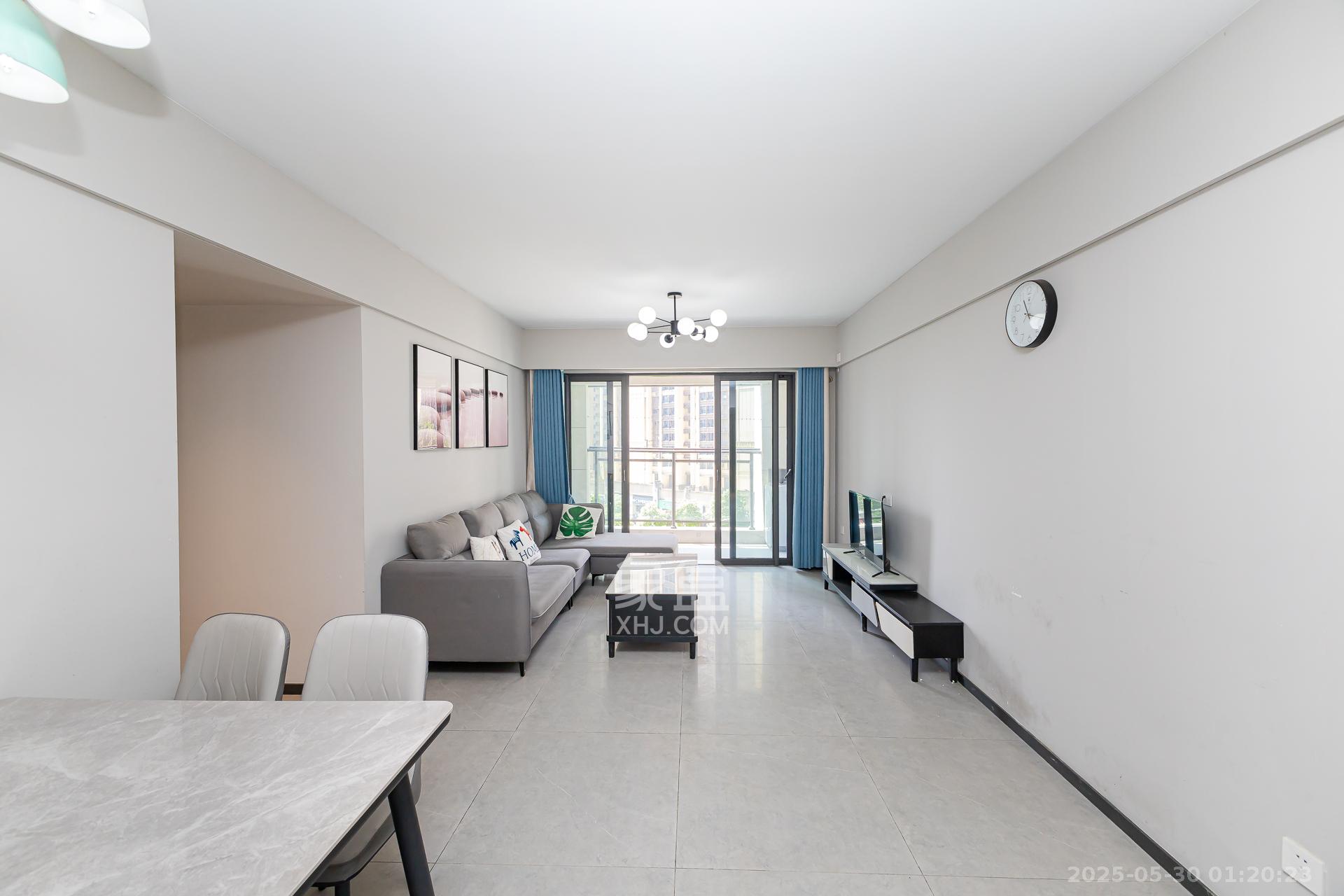 时代倾城.时代遇见  3室2厅2卫    92.8万 时代倾城.时代遇见  3室2厅2卫    92.8万客厅