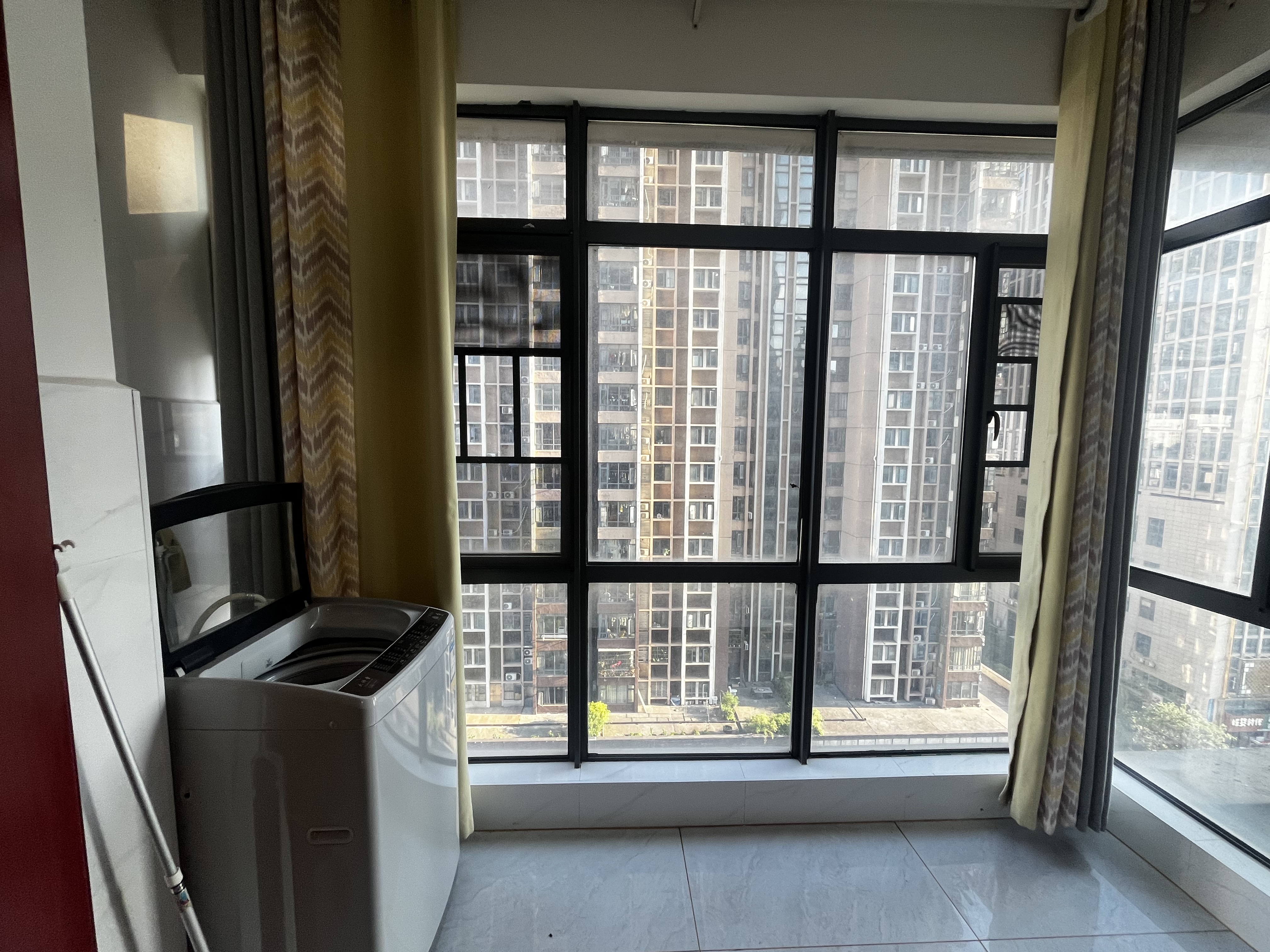 流金岁月-华晨国际  2室2厅1卫    60.0万 流金岁月-华晨国际  2室2厅1卫    60.0万室内图