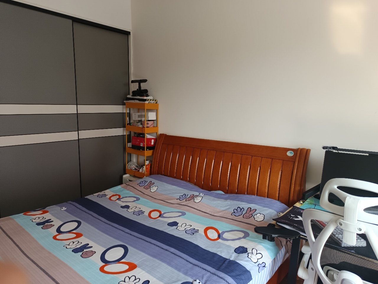 磐龙生态社区 5室2厅1卫 74.0万 磐龙生态社区 5室2厅1卫 74.0万室内图