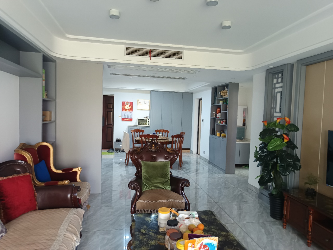 磐龙生态社区 5室2厅1卫 74.0万 磐龙生态社区 5室2厅1卫 74.0万室内图