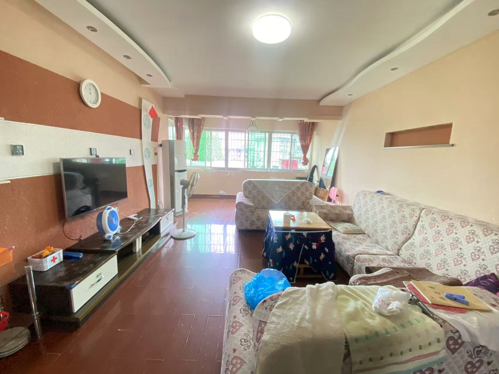 湘园小区 3室2厅2卫 50.8万 湘园小区 3室2厅2卫 50.8万室内图