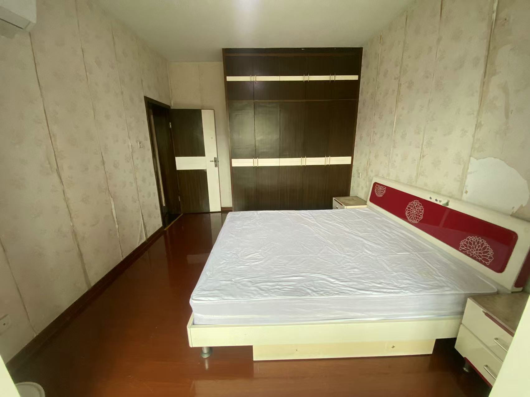 湘园小区 3室2厅2卫 50.8万 湘园小区 3室2厅2卫 50.8万室内图