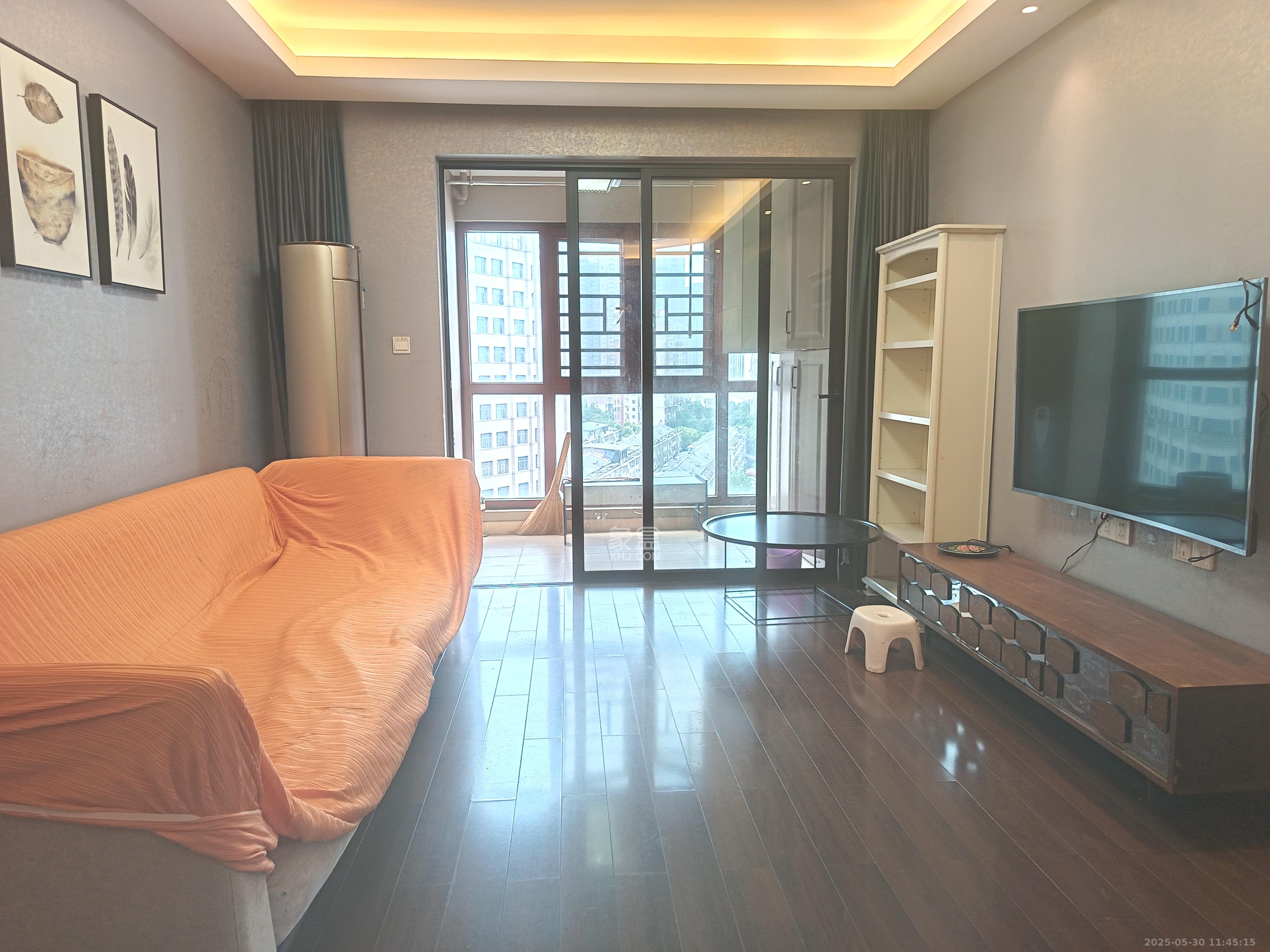 万科里金域国际 3室2厅2卫 3500.0元/月 万科里金域国际 3室2厅2卫 3500.0元/月室内图