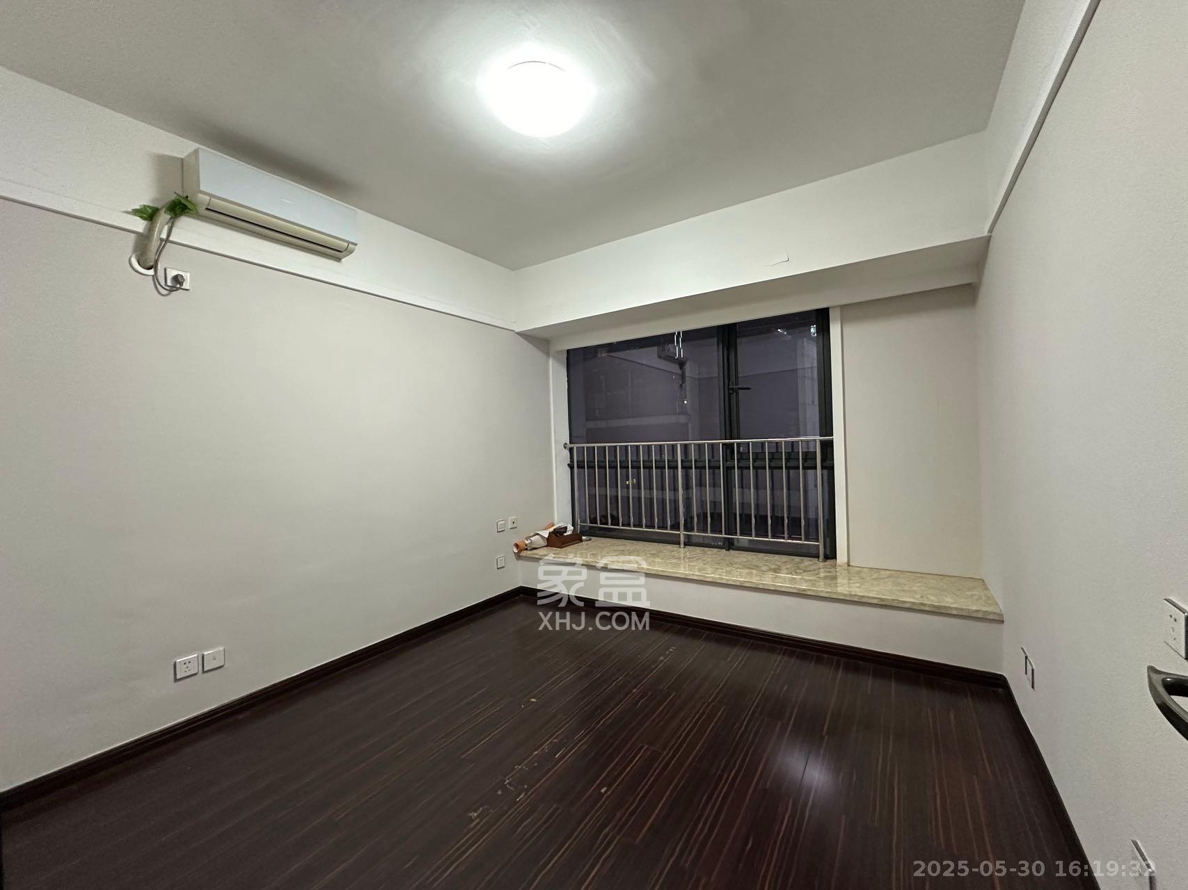 德思勤城市广场(宝格丽公寓) 2室1厅1卫 3000.0元/月 德思勤城市广场(宝格丽公寓) 2室1厅1卫 3000.0元/月室内图