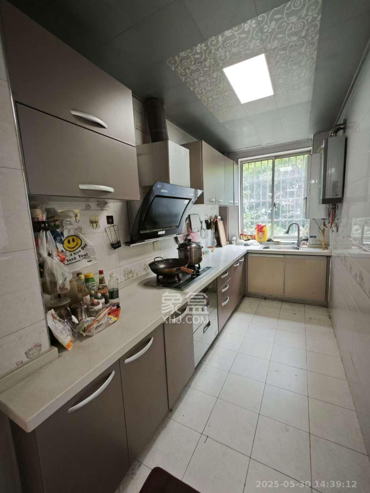 红树湾 3室2厅21卫 2300.0元/月 红树湾 3室2厅21卫 2300.0元/月室内图