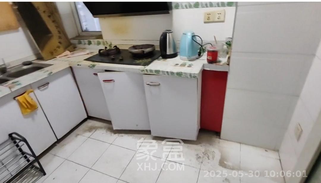 上河国际C区 3室2厅1卫 2100.0元/月 上河国际C区 3室2厅1卫 2100.0元/月室内图