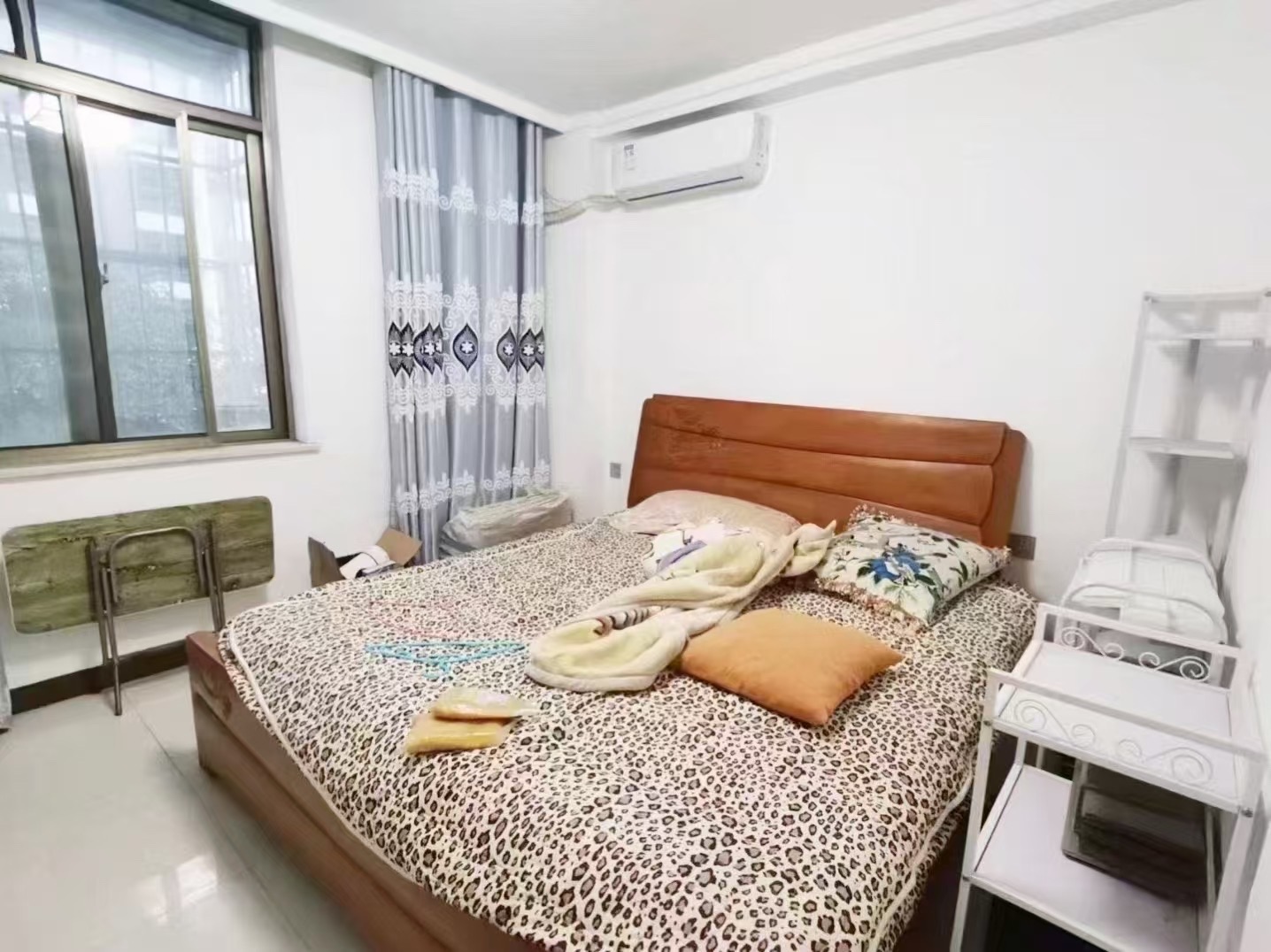 兰海佳园 2室1厅1卫 87.0万 兰海佳园 2室1厅1卫 87.0万客厅