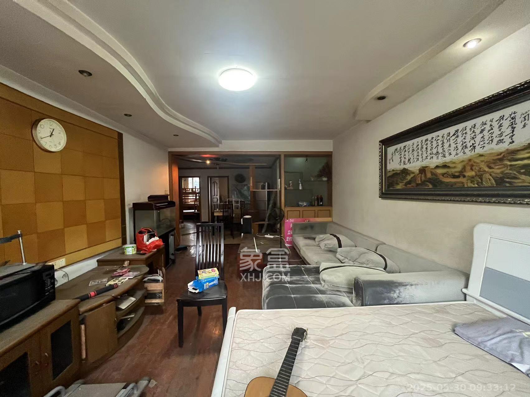 新世纪家园 3室2厅1卫 2200.0元/月 新世纪家园 3室2厅1卫 2200.0元/月室内图