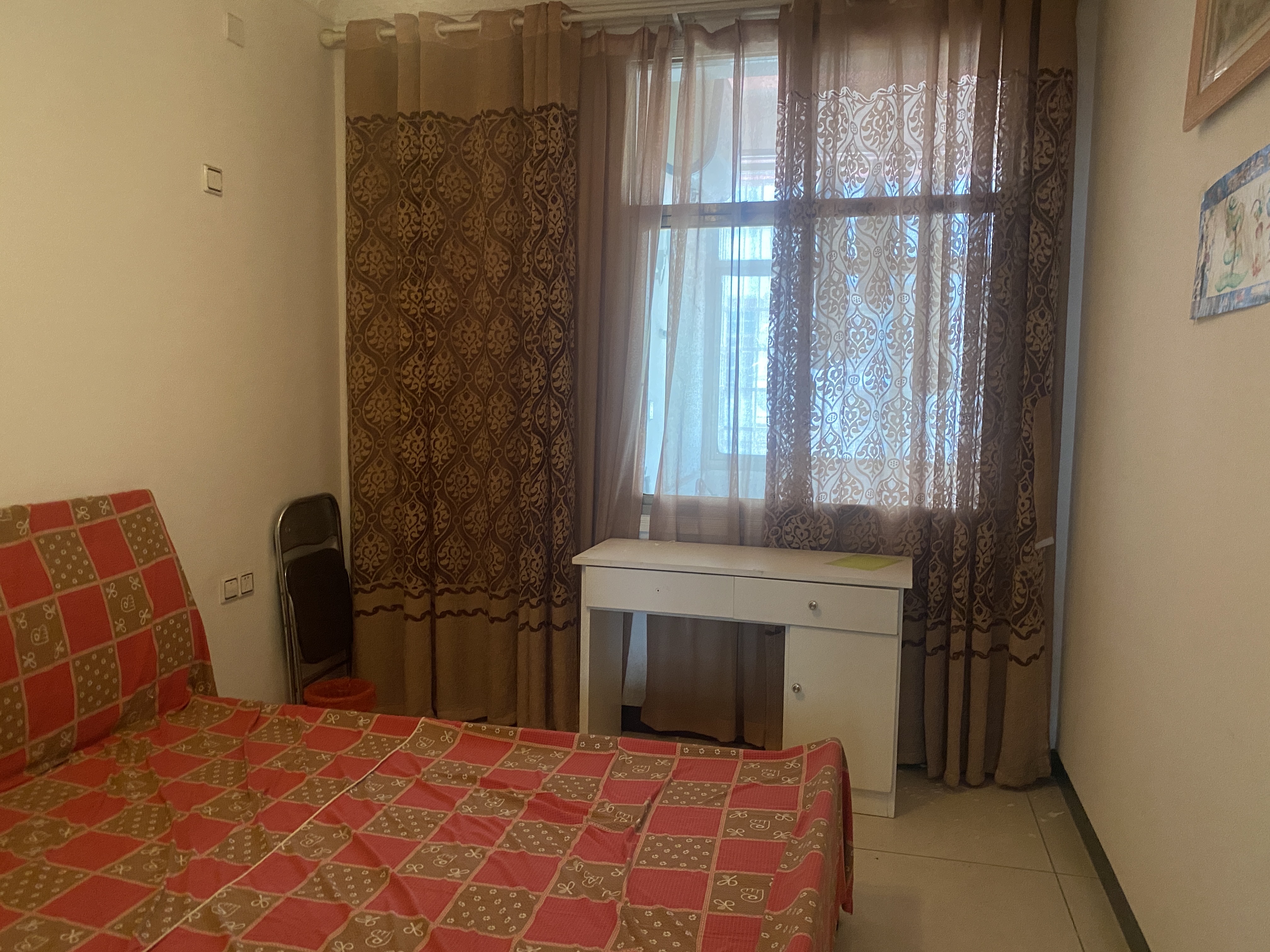 国税局家属院  1室0厅0卫    1600.0元/月 国税局家属院  1室0厅0卫    1600.0元/月室内图