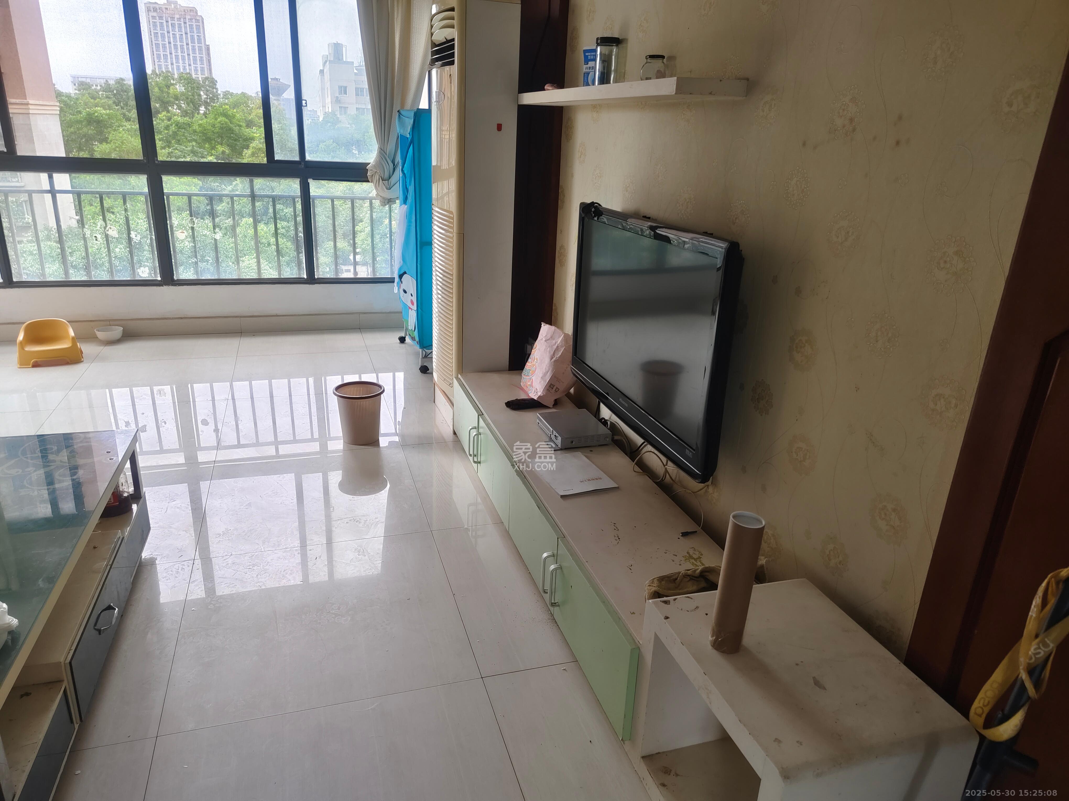 上海城小区  4室2厅2卫    2700.0元/月 上海城小区  4室2厅2卫    2700.0元/月室内图