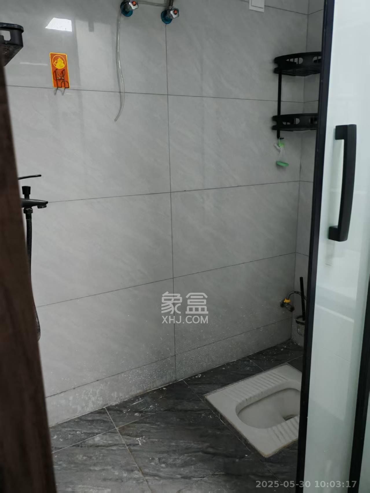 2076至高点  1室1厅1卫   1500.00元/月室内图