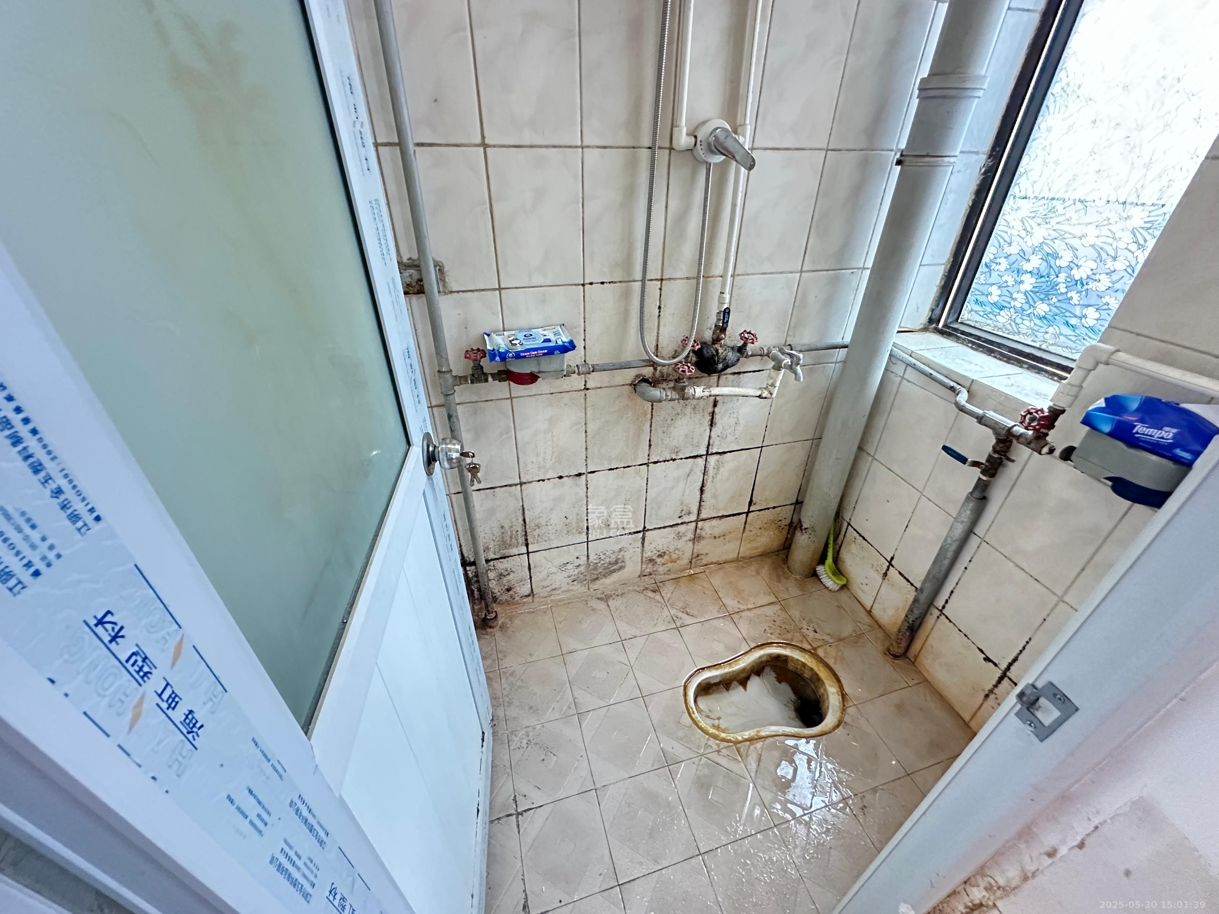 省地税局 1室1厅1卫 1200.0元/月 省地税局 1室1厅1卫 1200.0元/月室内图