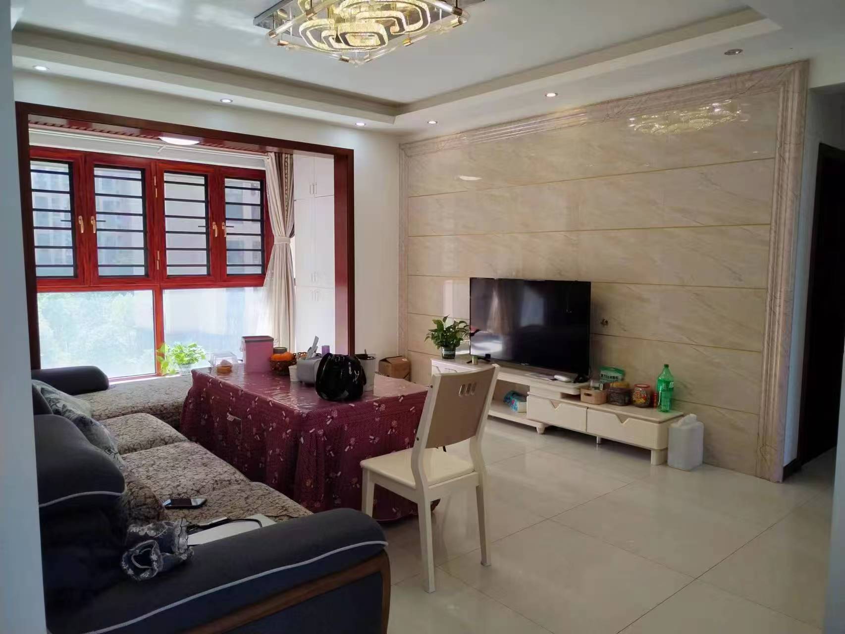 百弘学府城 3室2厅2卫 1800.0元/月 百弘学府城 3室2厅2卫 1800.0元/月室内图