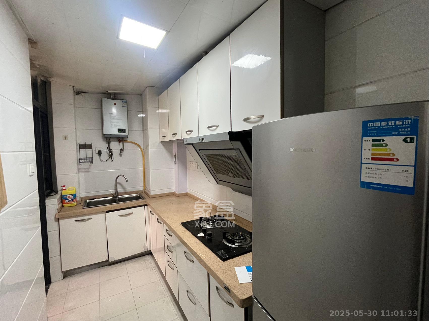 珠江东方明珠(新地东方明珠)一二期  2室2厅1卫    1500.0元/月 珠江东方明珠(新地东方明珠)一二期  2室2厅1卫    1500.0元/月室内图