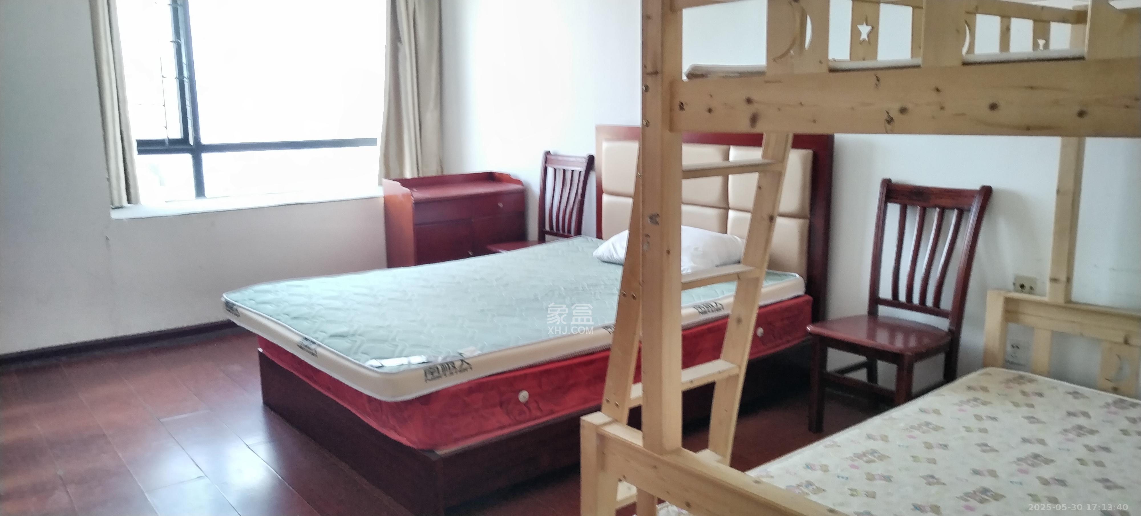融科东南海  4室2厅1卫   2200.00元/月室内图