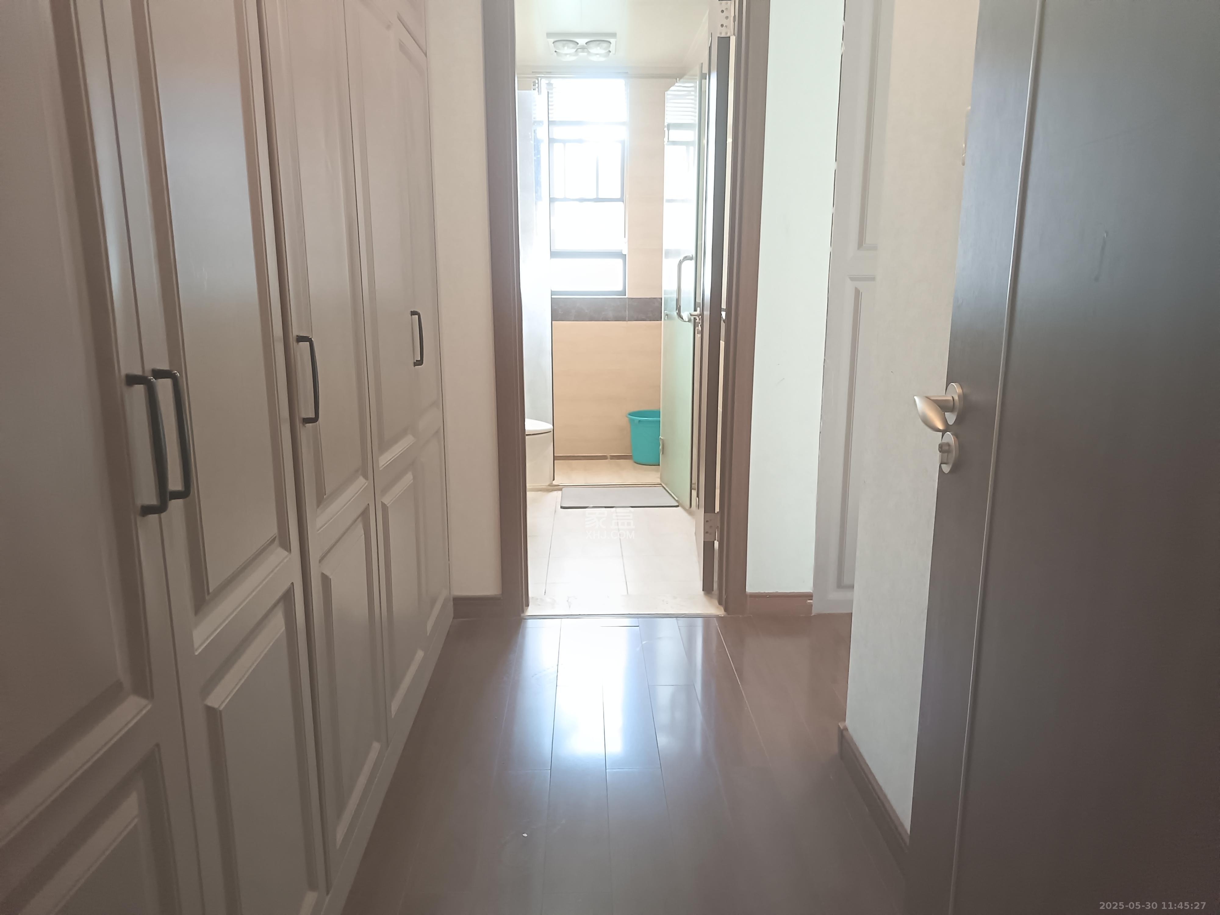 万科里金域国际 3室2厅2卫 3500.0元/月 万科里金域国际 3室2厅2卫 3500.0元/月室内图