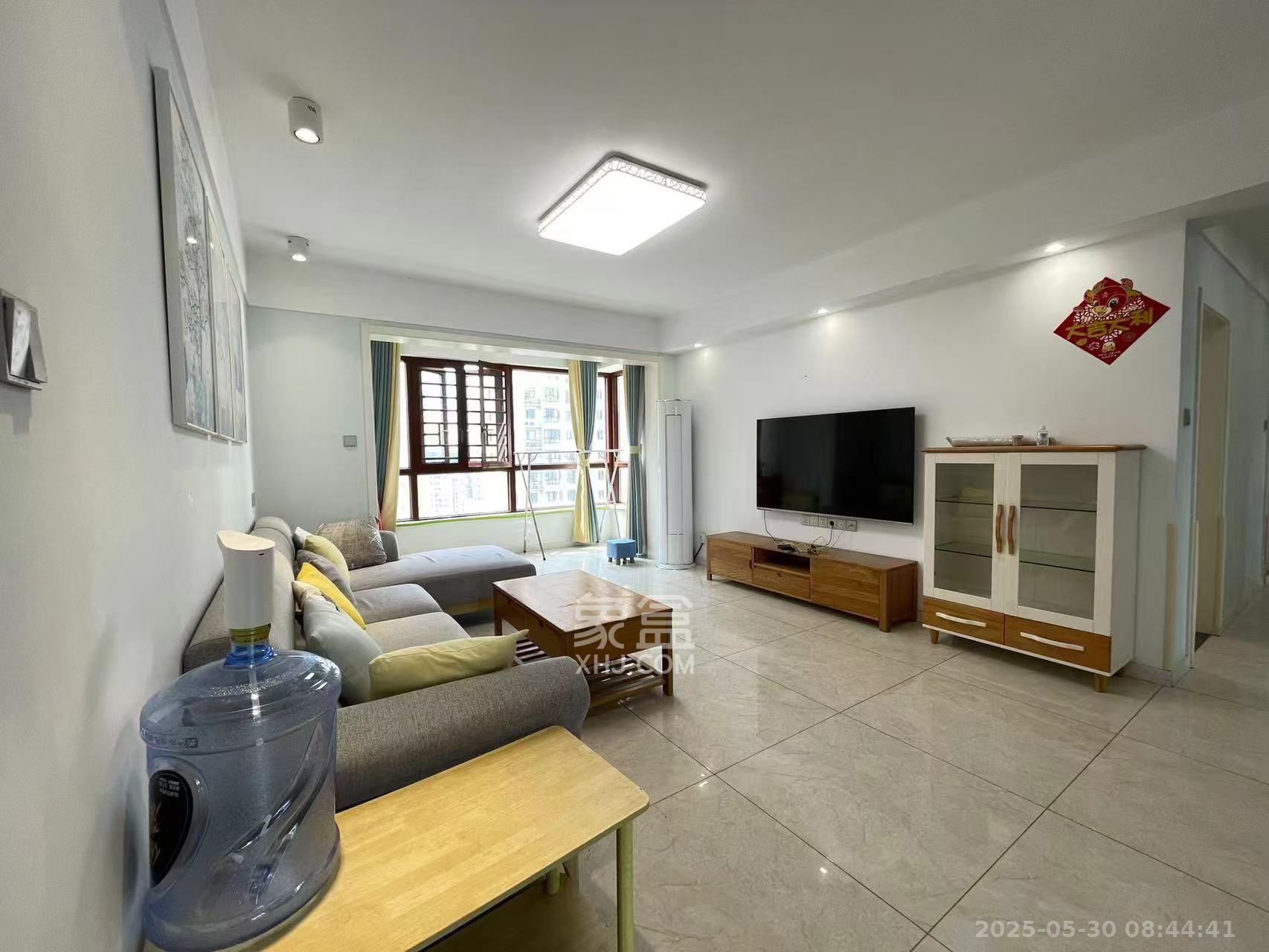 钱隆世家  4室2厅2卫    3200.0元/月 钱隆世家  4室2厅2卫    3200.0元/月室内图