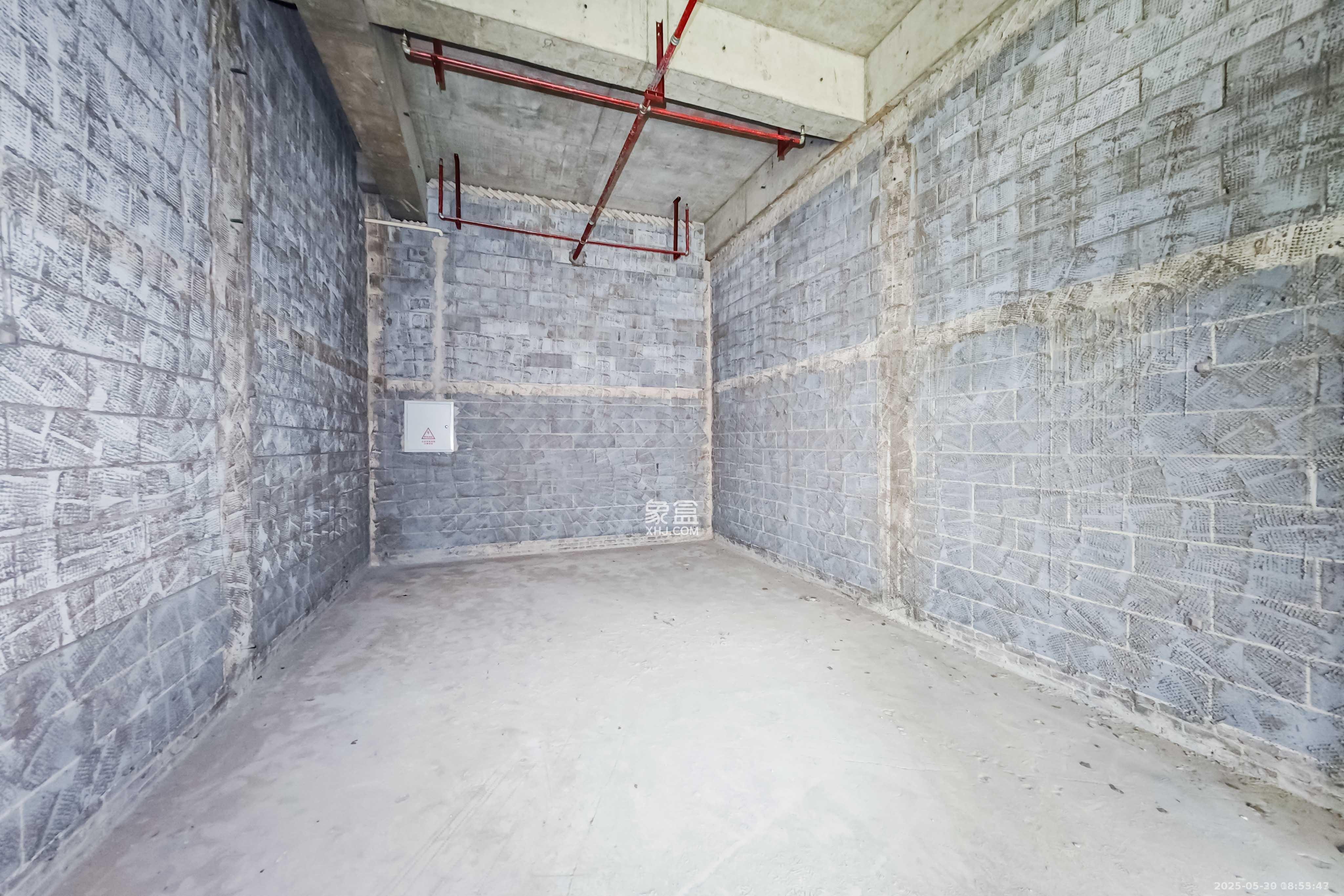 绿地之窗   68.16㎡      1500.0元/月