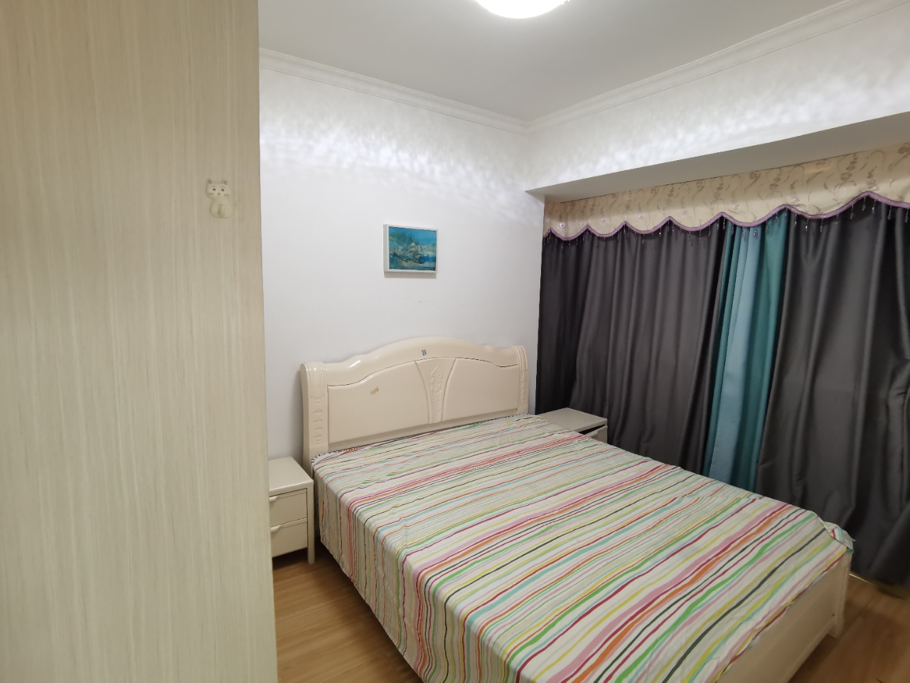 雄森国际  2室1厅1卫    1700.0元/月 雄森国际  2室1厅1卫    1700.0元/月室内图