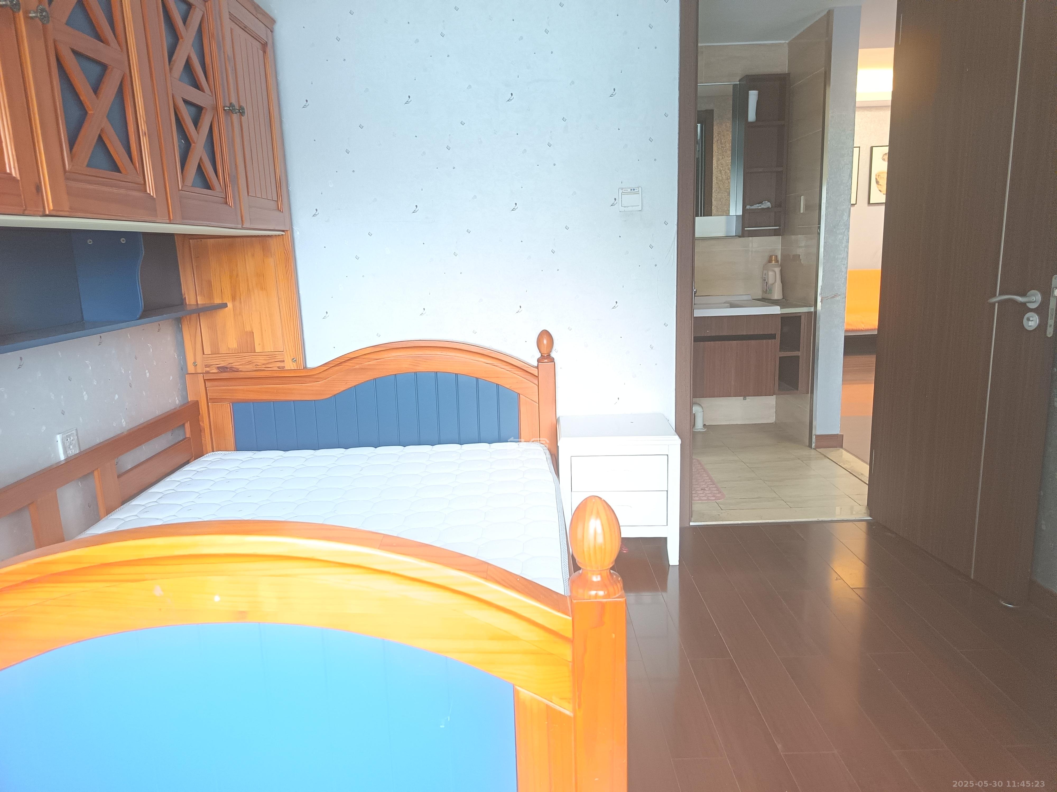 万科里金域国际 3室2厅2卫 3500.0元/月 万科里金域国际 3室2厅2卫 3500.0元/月室内图