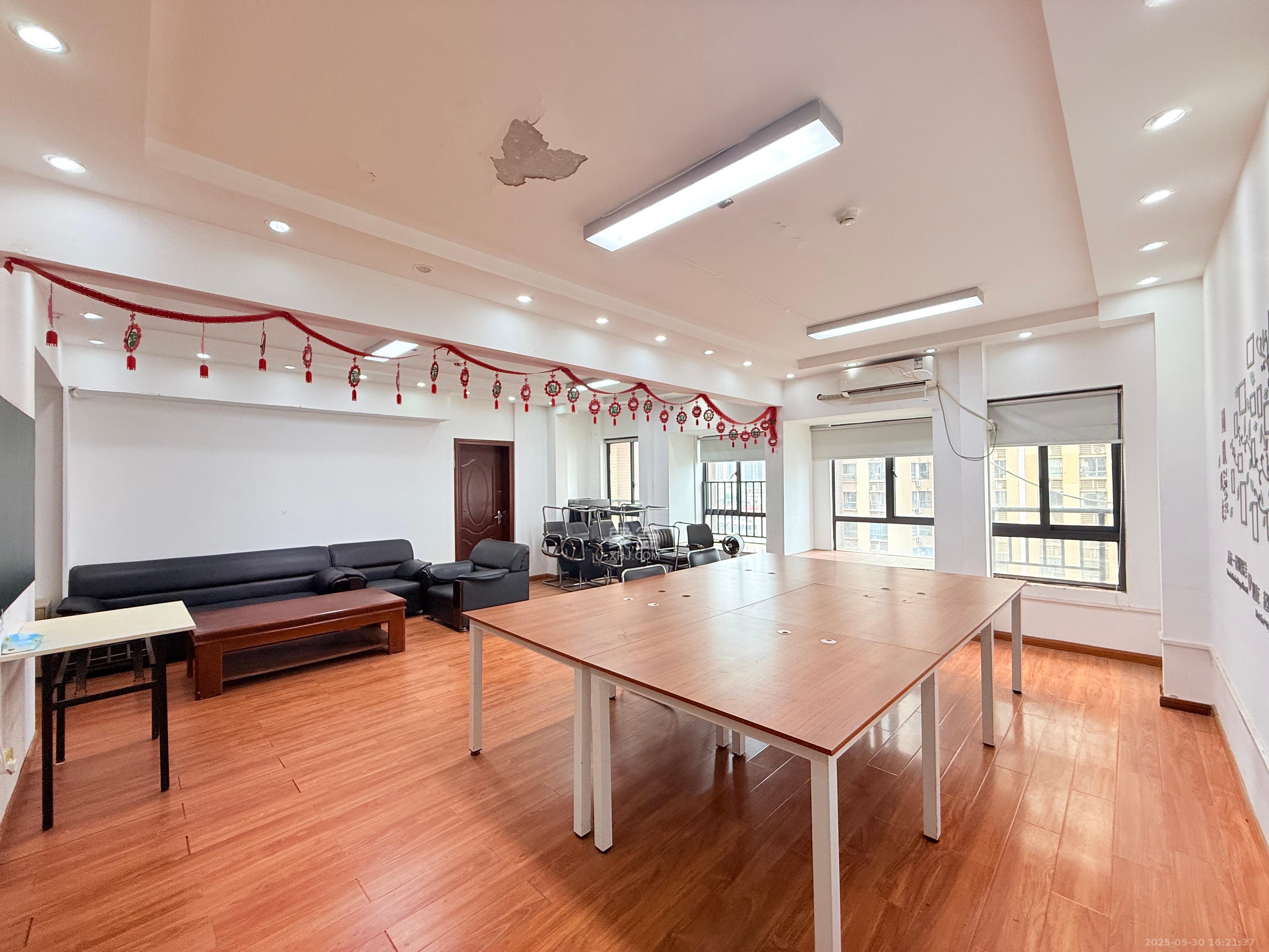 香樟兰亭(朗峰苑) 1室0厅1卫 1500.0元/月 香樟兰亭(朗峰苑) 1室0厅1卫 1500.0元/月室内图