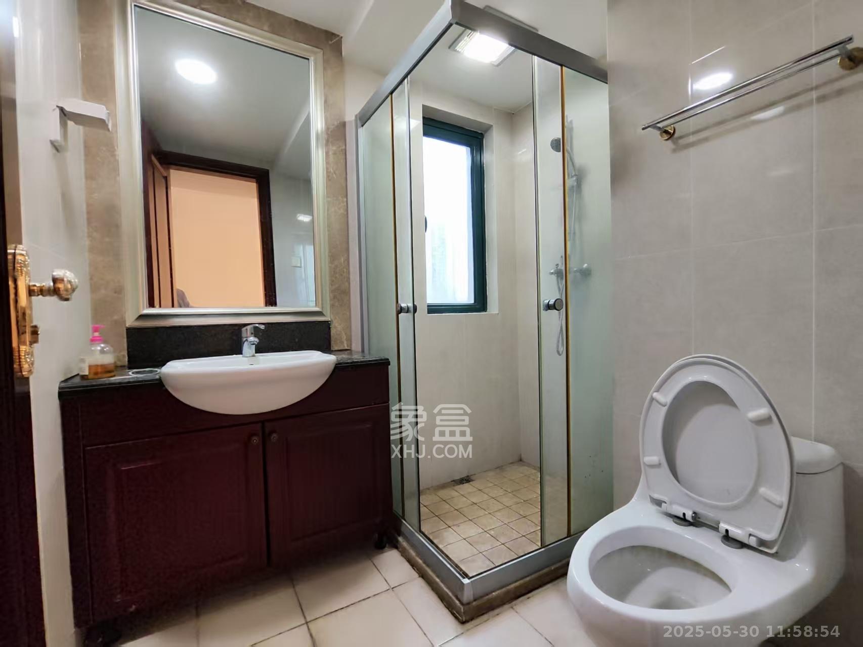 恒大名都  2室2厅1卫   1300.00元/月室内图
