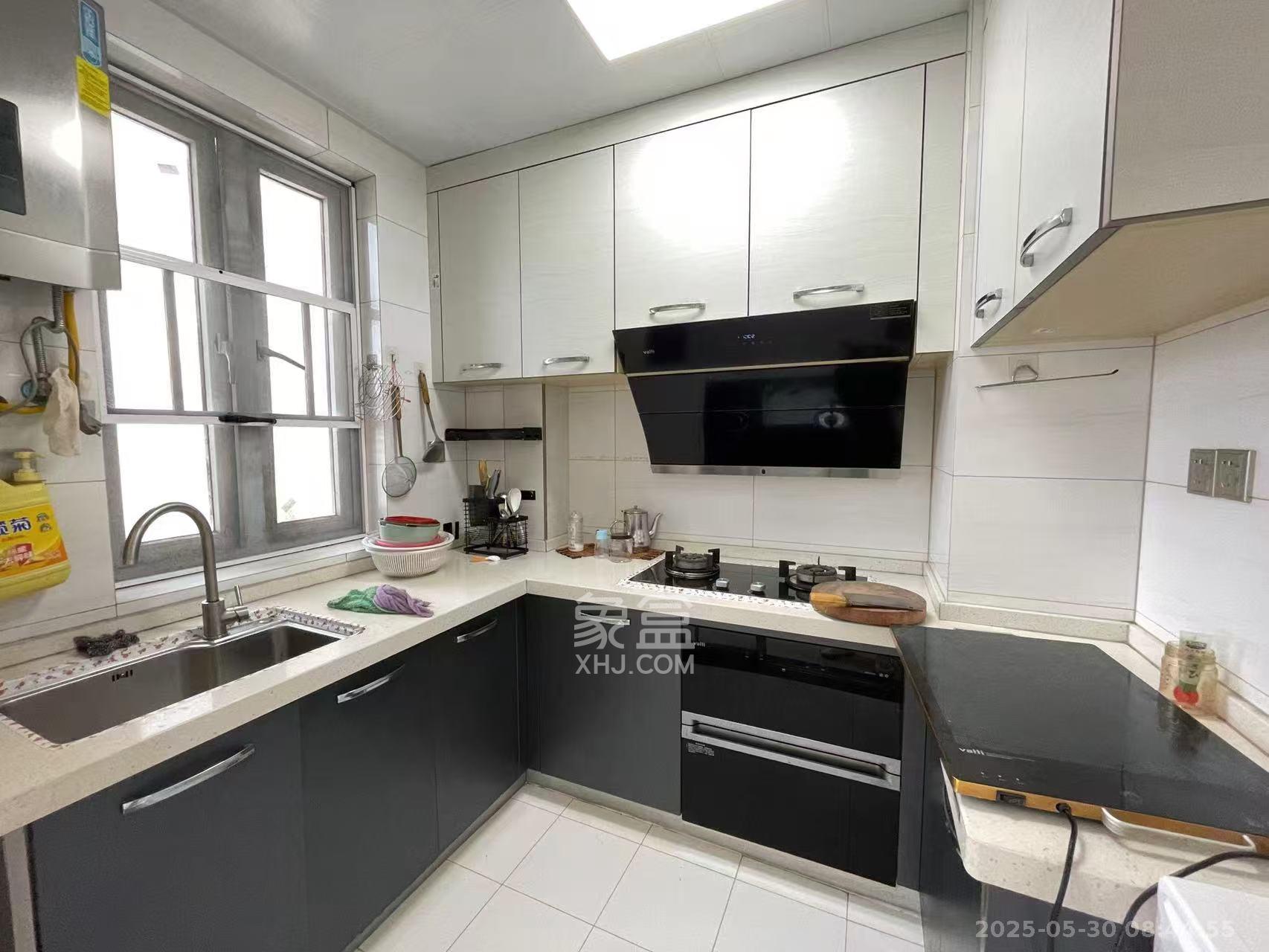 钱隆世家  4室2厅2卫    3200.0元/月 钱隆世家  4室2厅2卫    3200.0元/月室内图