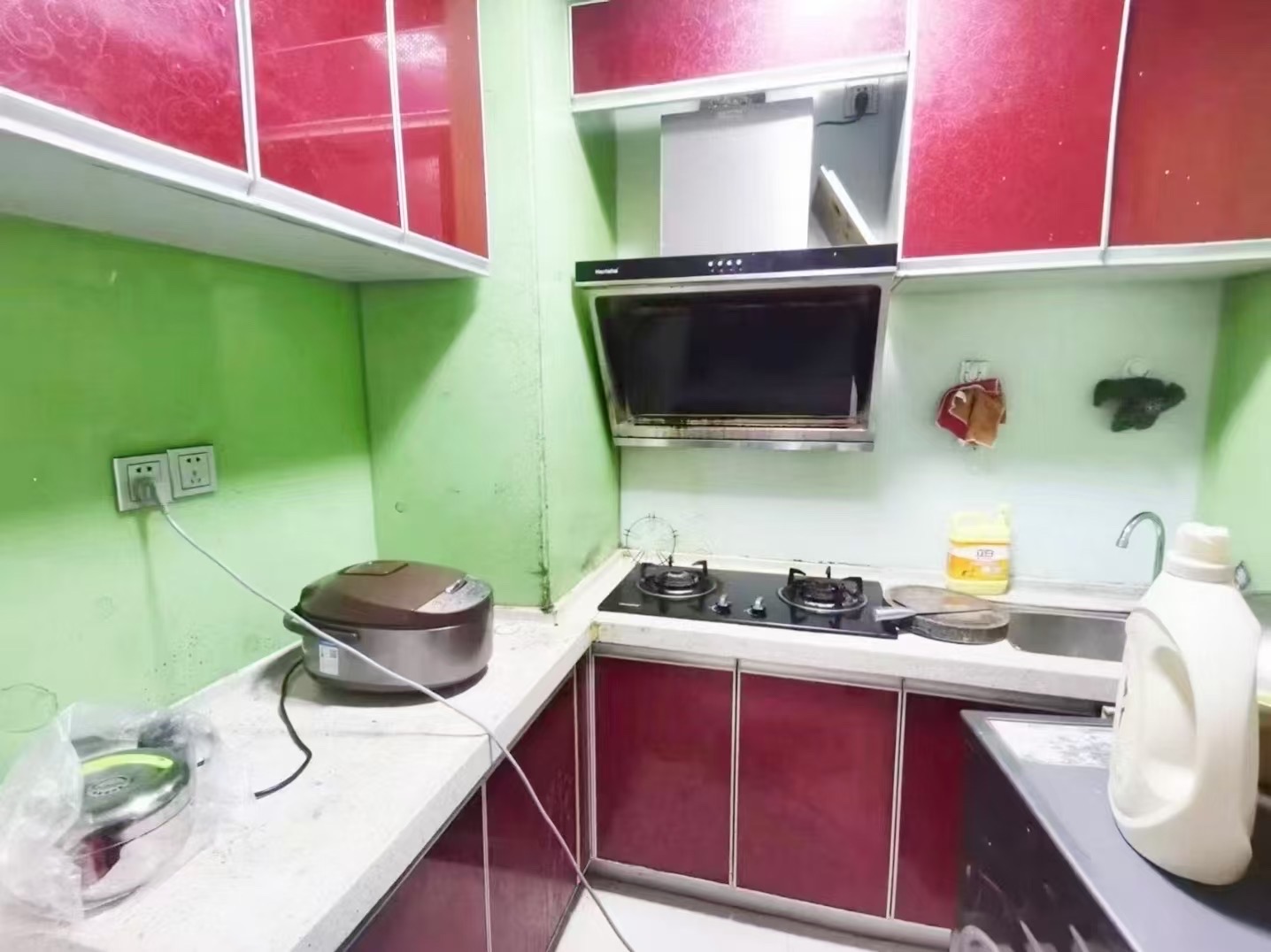 兰海佳园 2室1厅1卫 87.0万 兰海佳园 2室1厅1卫 87.0万客厅