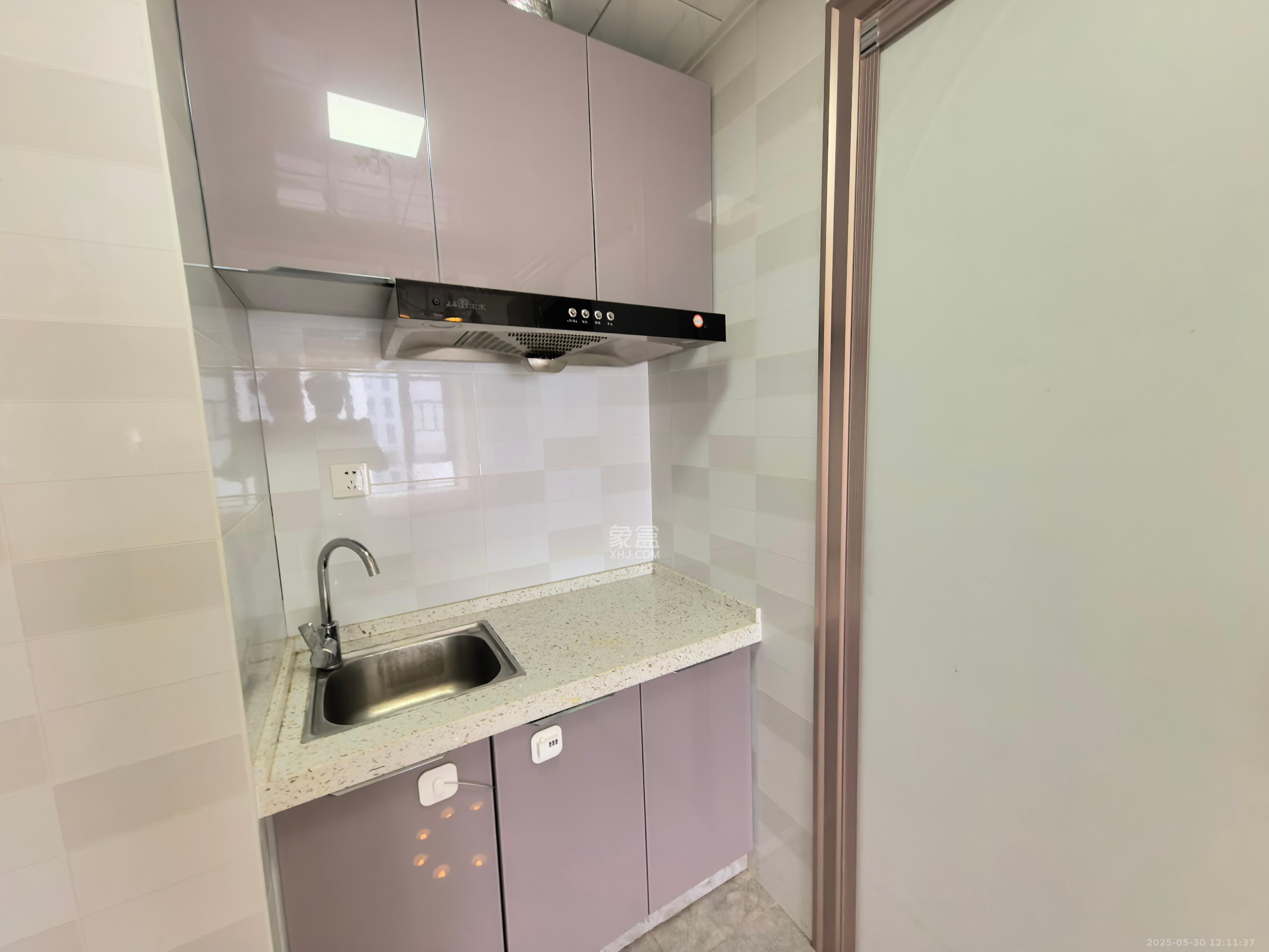 复地星光天地 1室0厅0卫 1600.0元/月 复地星光天地 1室0厅0卫 1600.0元/月室内图