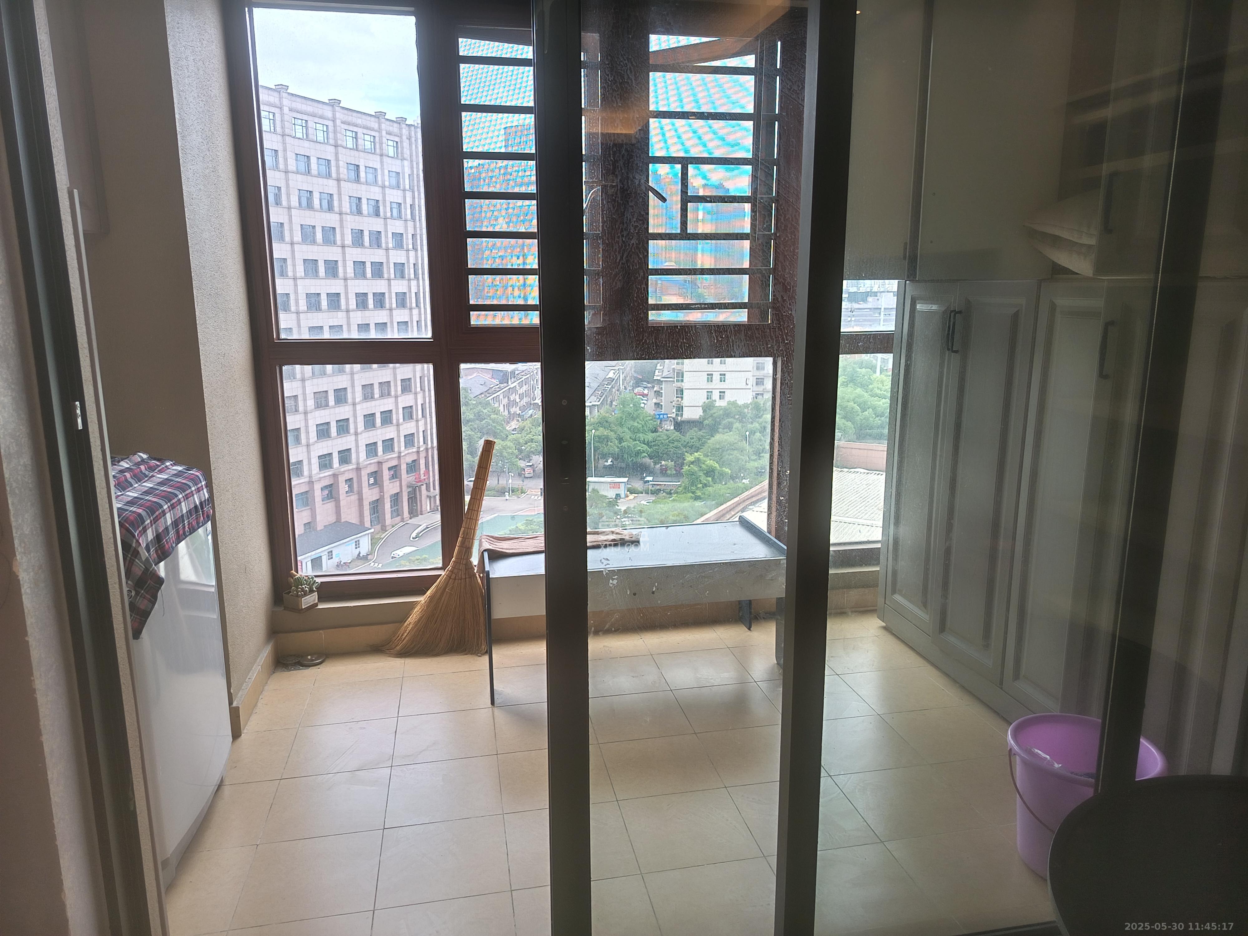 万科里金域国际 3室2厅2卫 3500.0元/月 万科里金域国际 3室2厅2卫 3500.0元/月室内图