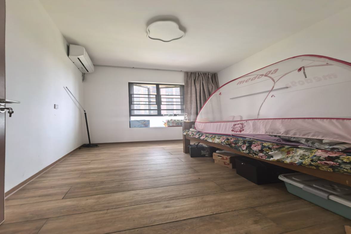 恩祥新城 4室2厅2卫 3800.0元/月 恩祥新城 4室2厅2卫 3800.0元/月室内图